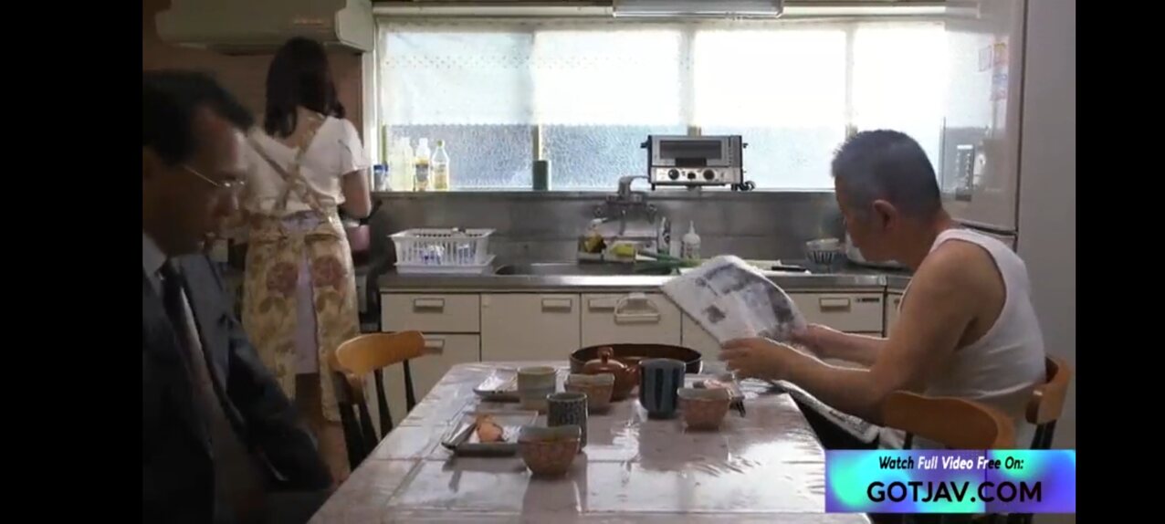 housewife apron cooking