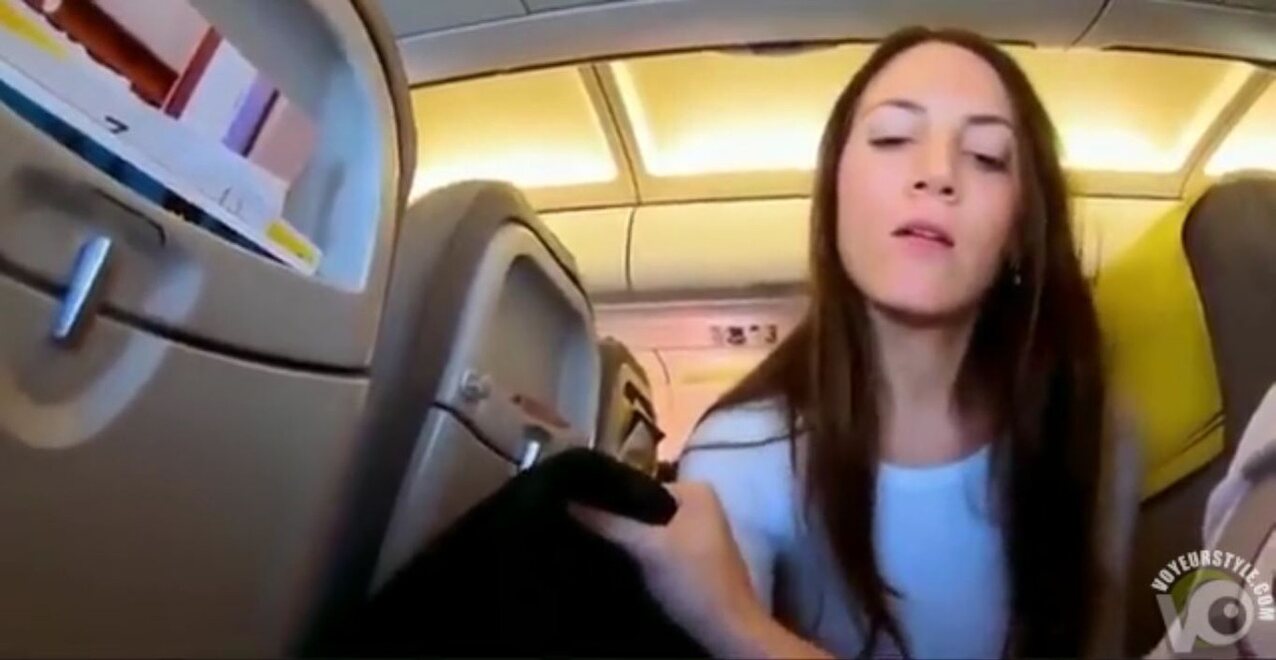 plane pubilc handjob
