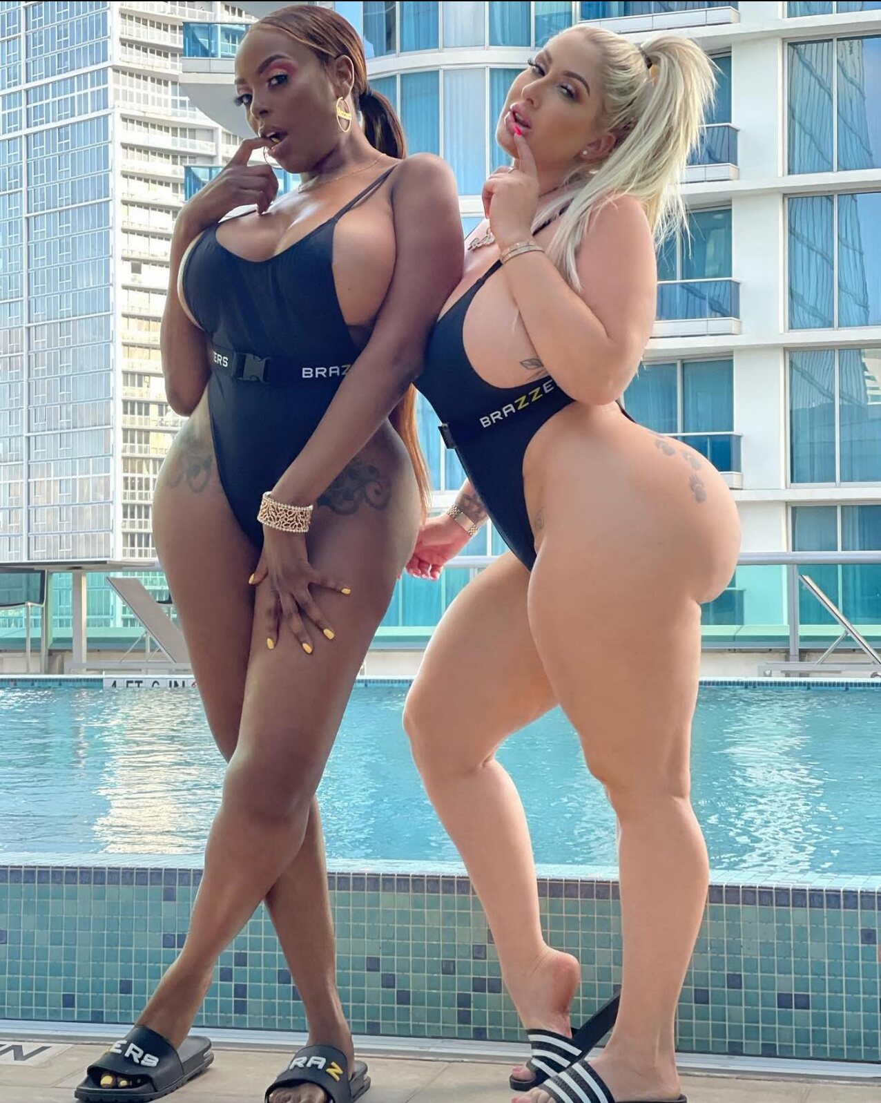 big tits big boobs busty