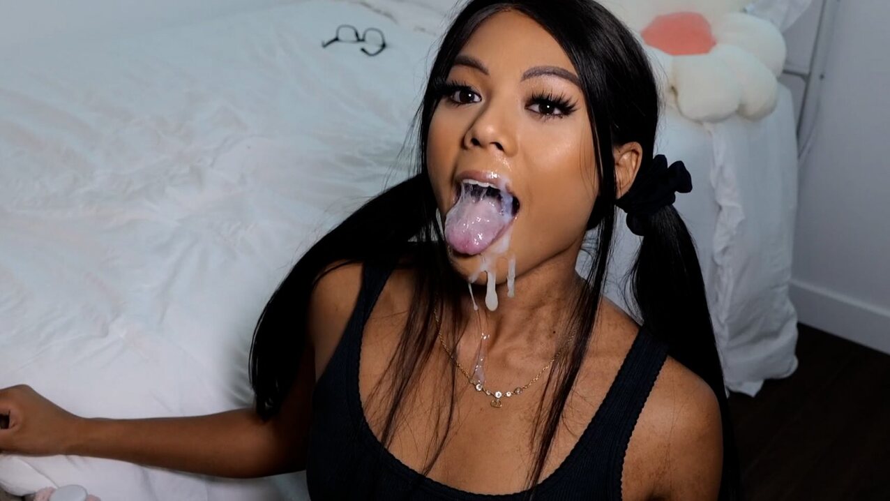 ebony cute petite