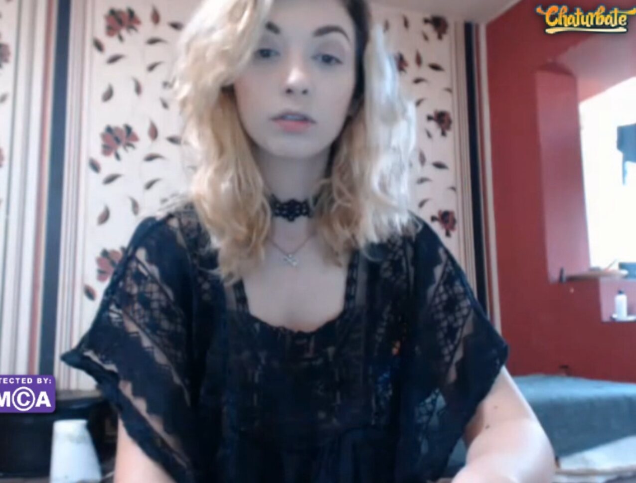 camgirl chaturbate blond