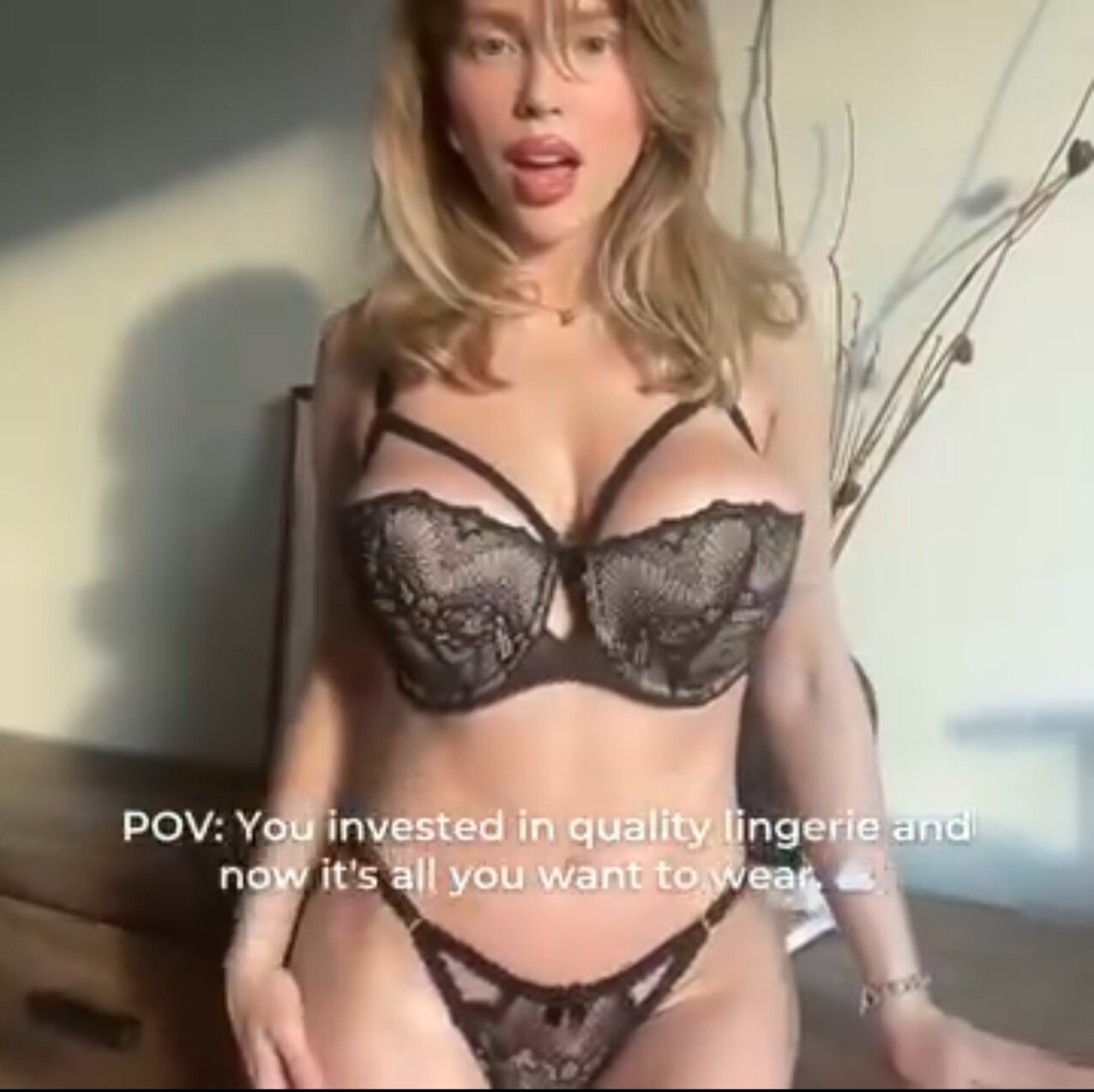 big boobs lingerie blonde