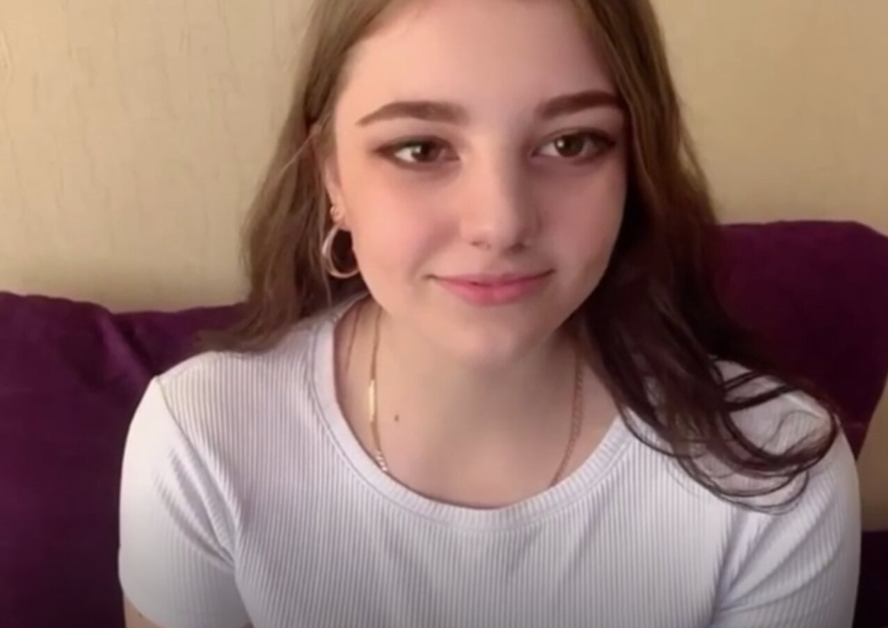 brunette caucasian european