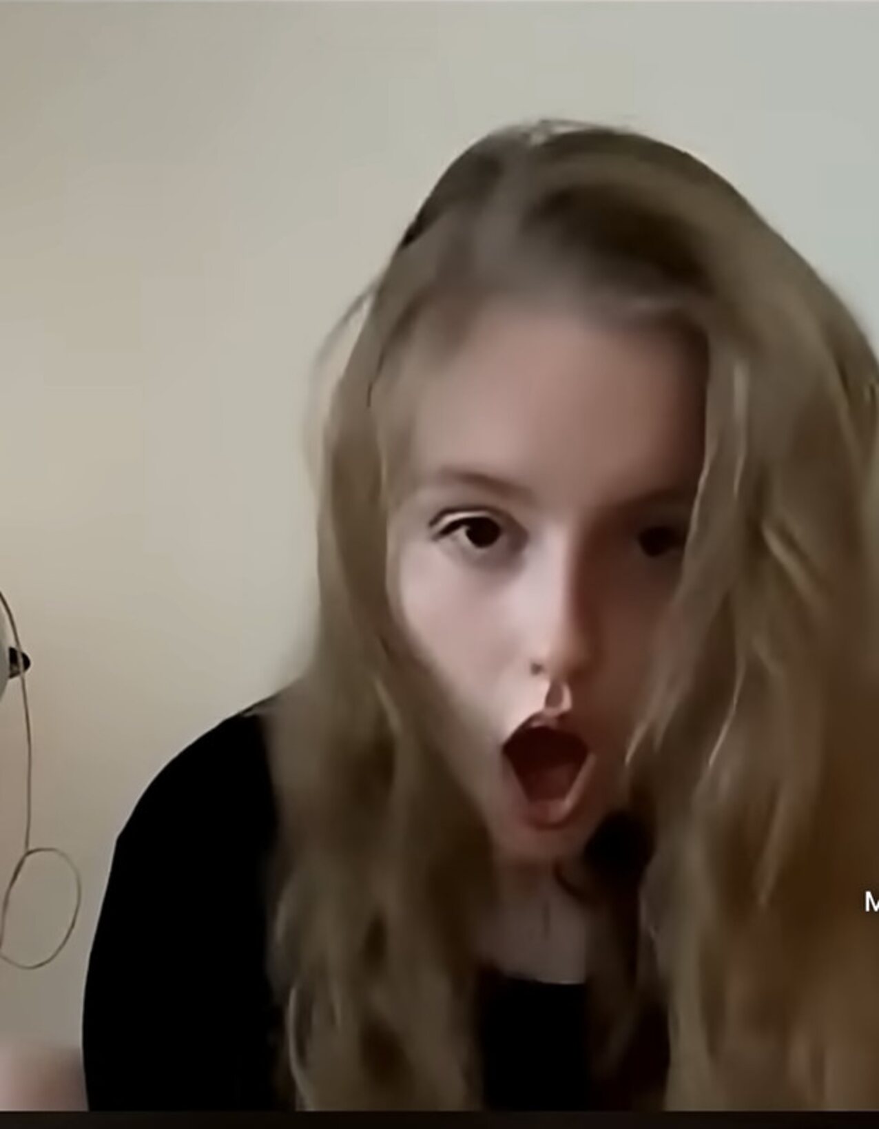 camgirl amateur blonde