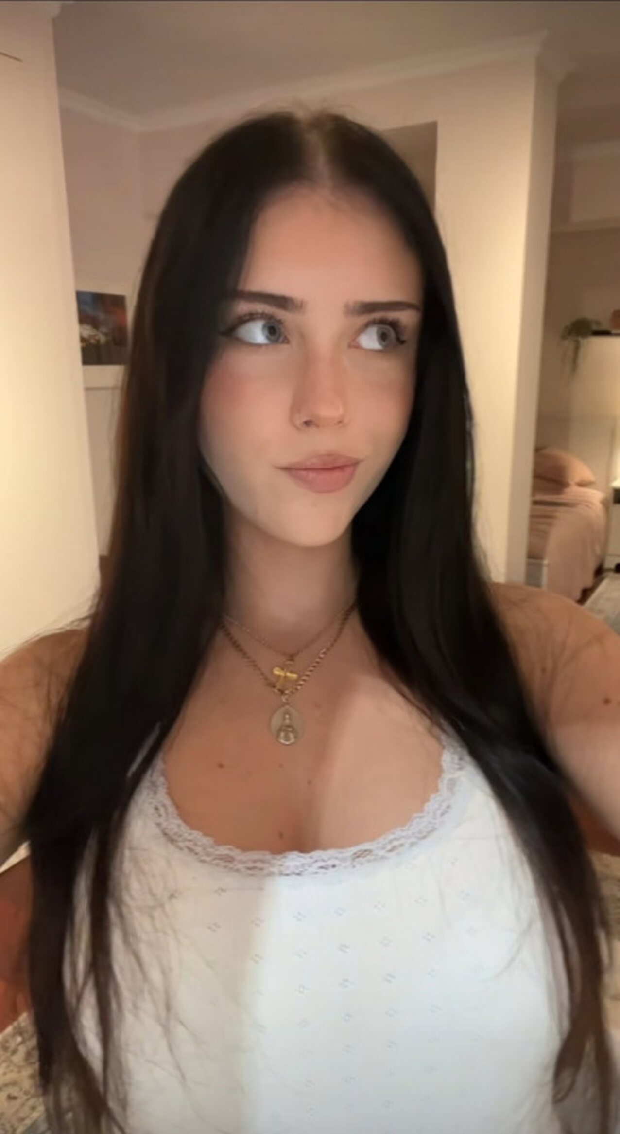 big tits cam girl hot