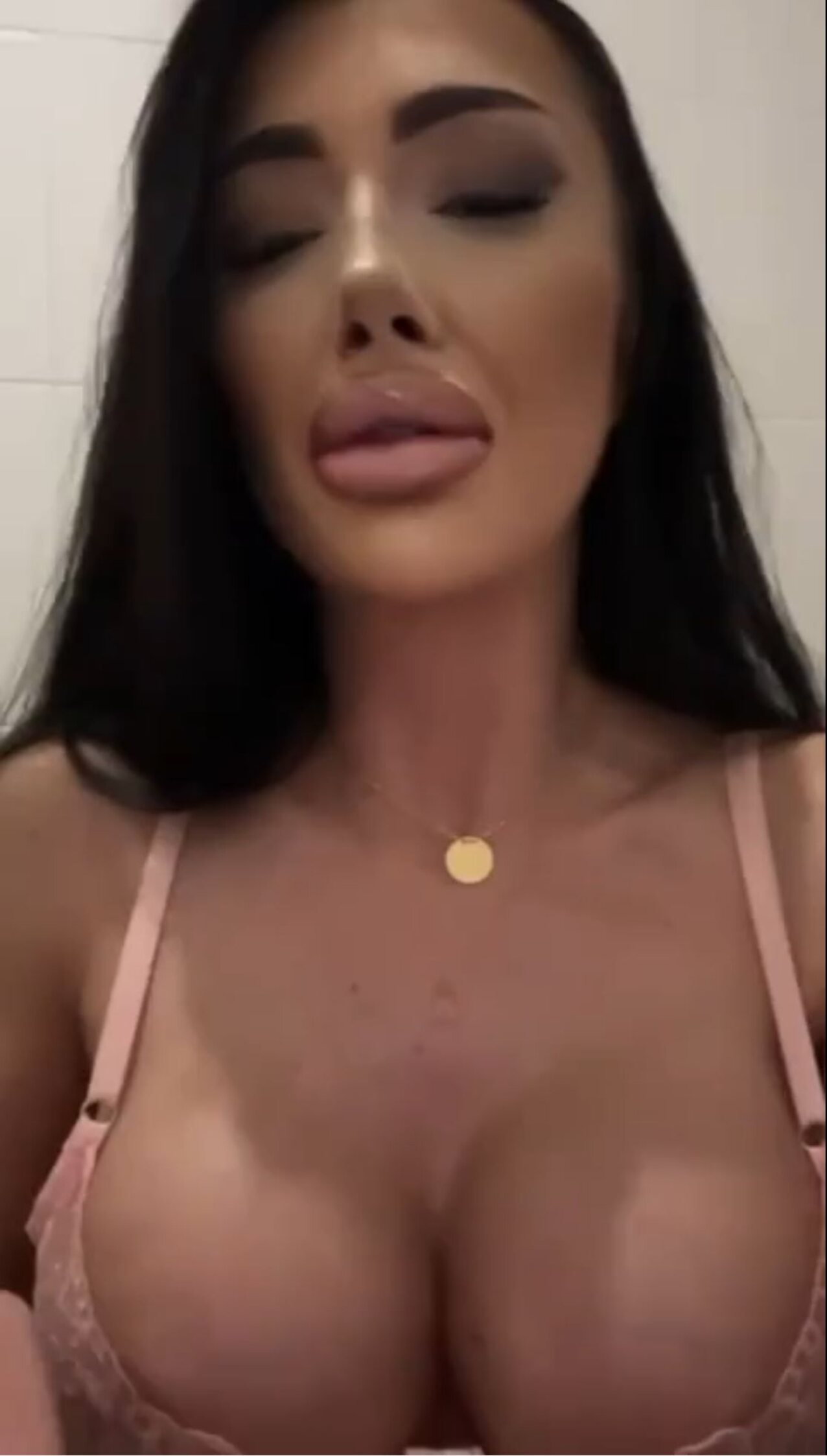 camgirl amateur piss