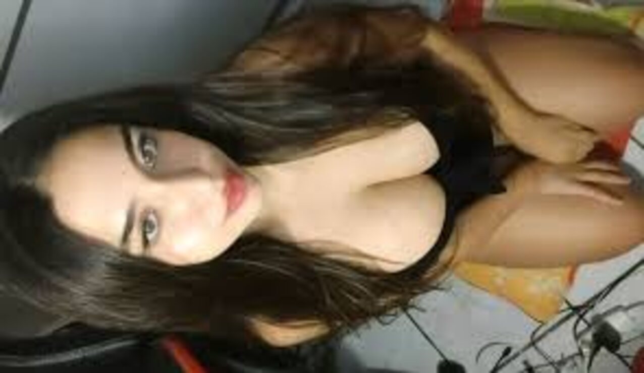 camgirl latino big tits