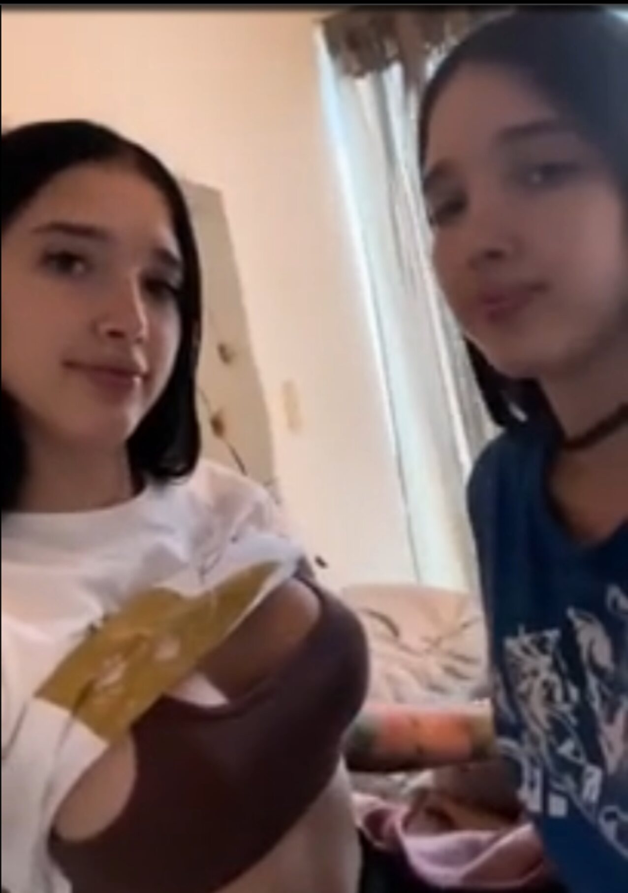 teens boobs brune
