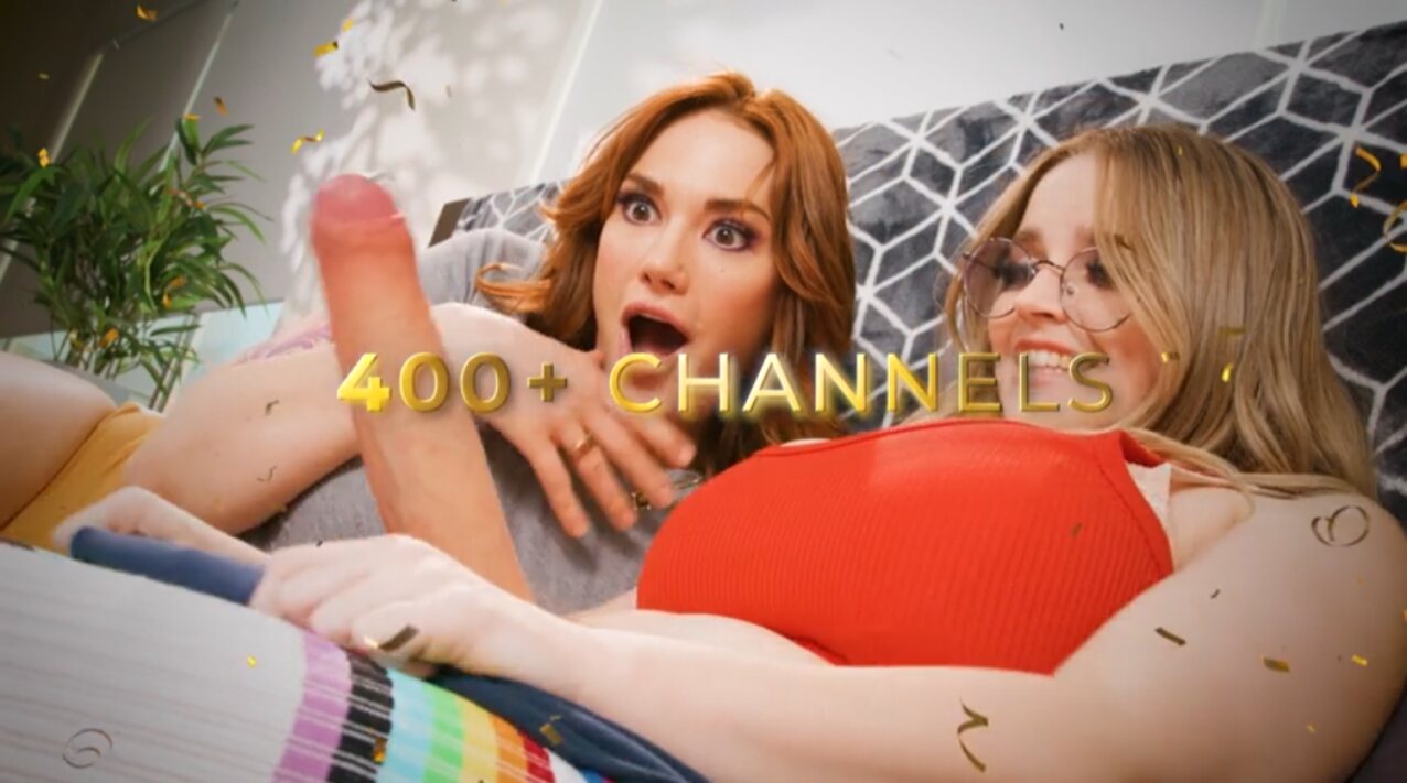 lesbian blonde red head