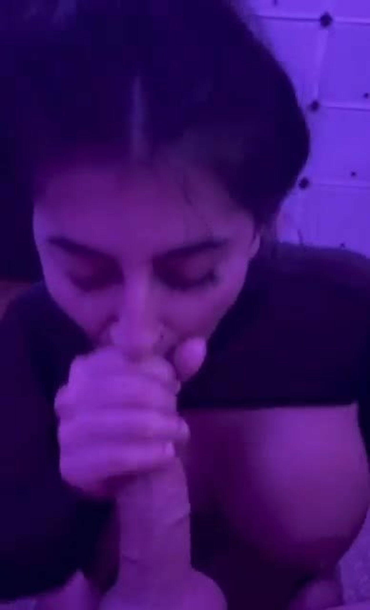 facial blowjob lips