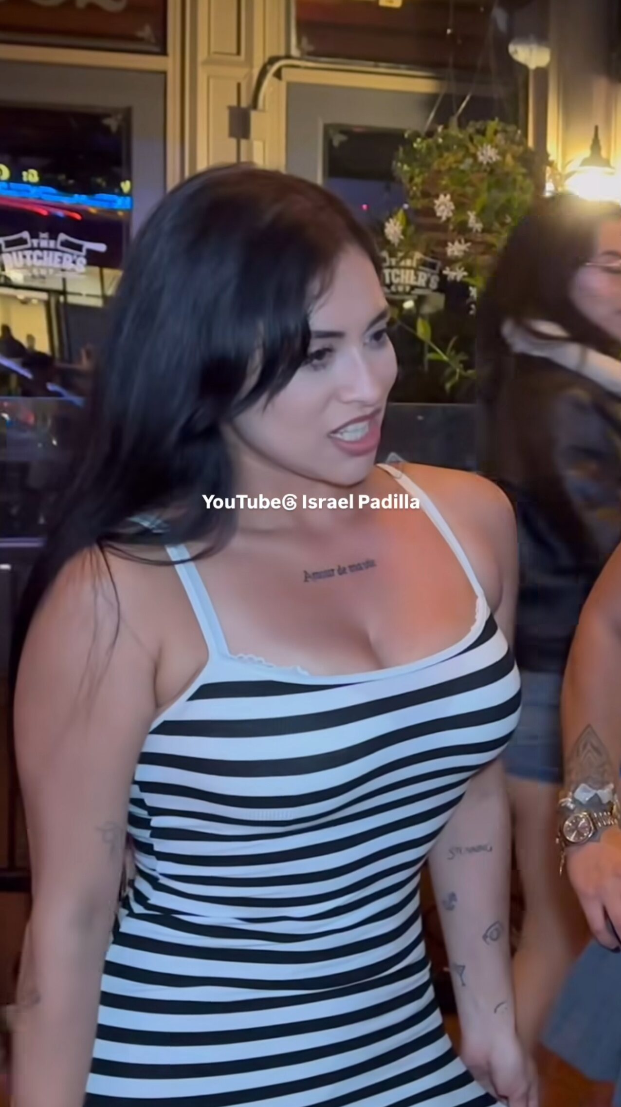 sexy latina thicc