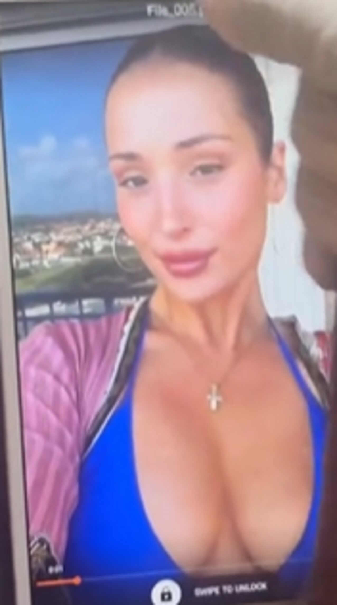 selfie tits busty