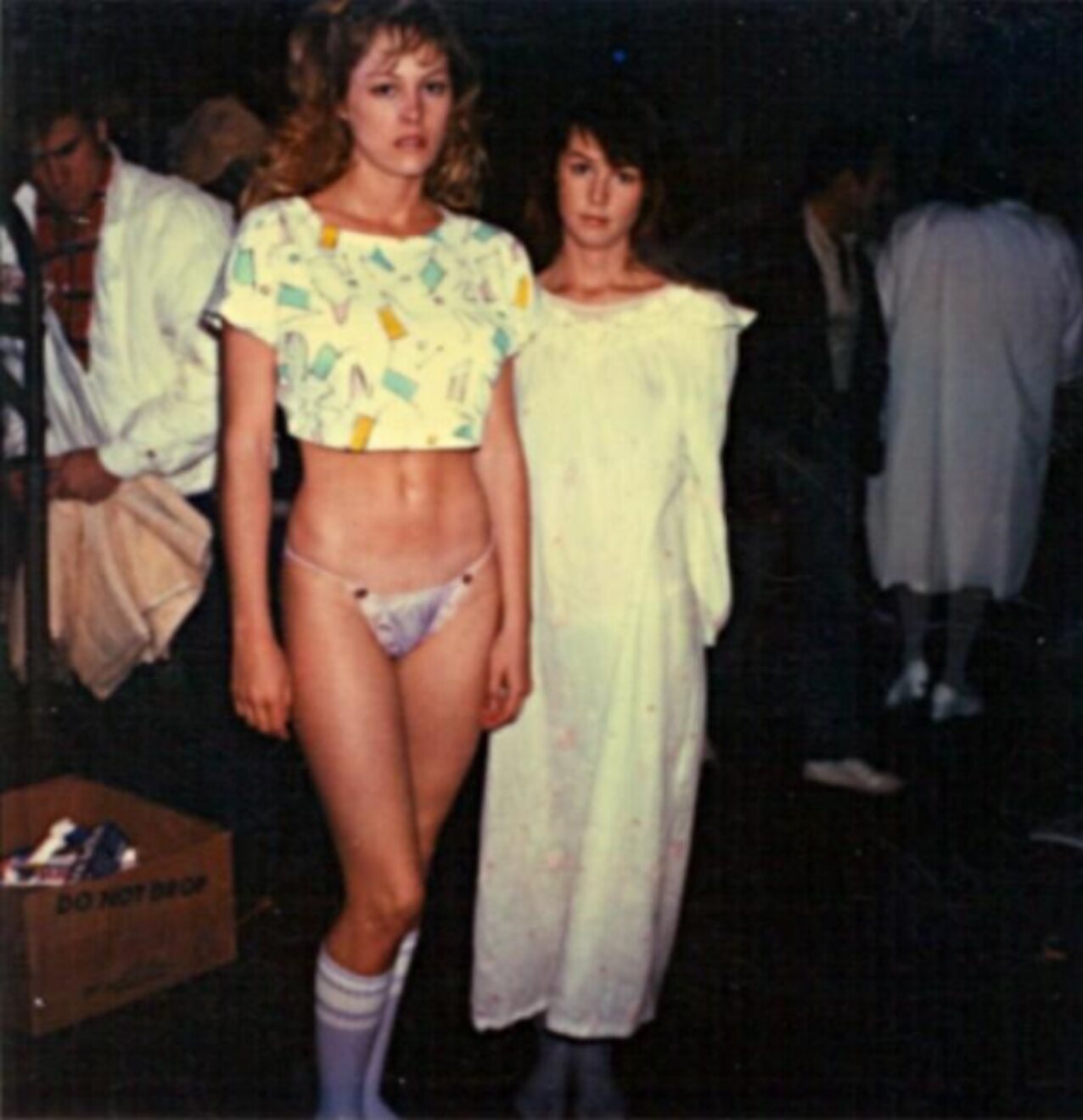 exhibitionist exhibitionism retro