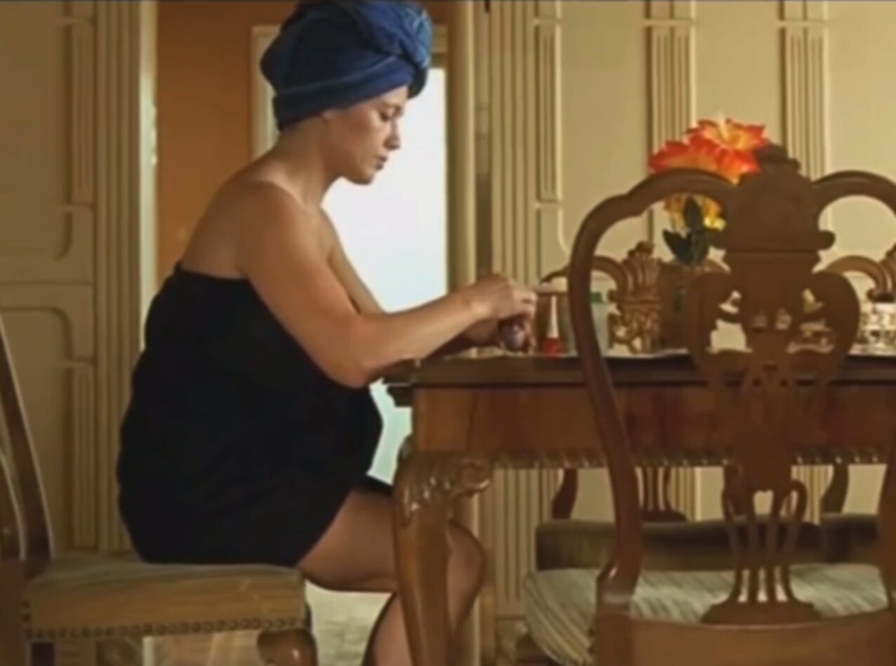 mainstream actress voyeur
