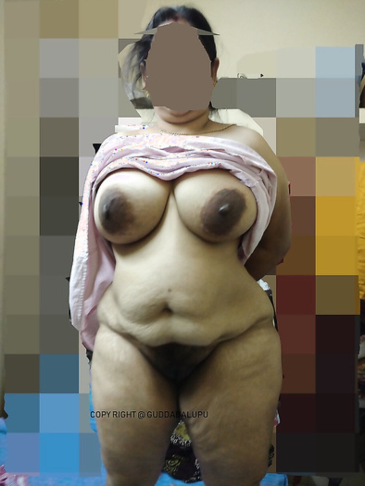 indian aunty curvy