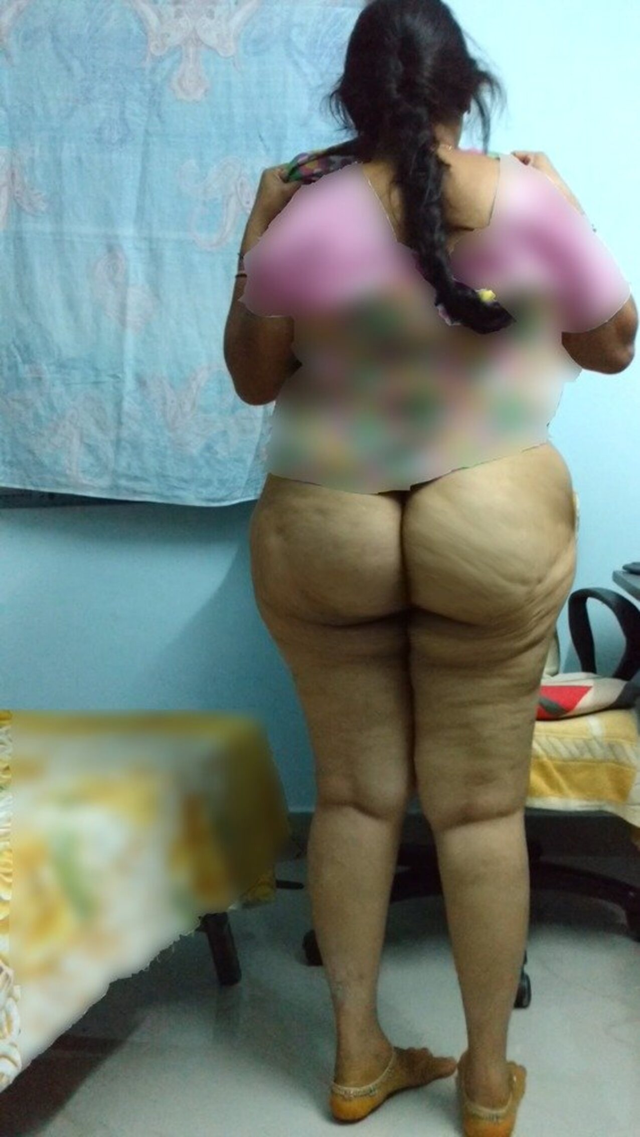 indian aunty curvy