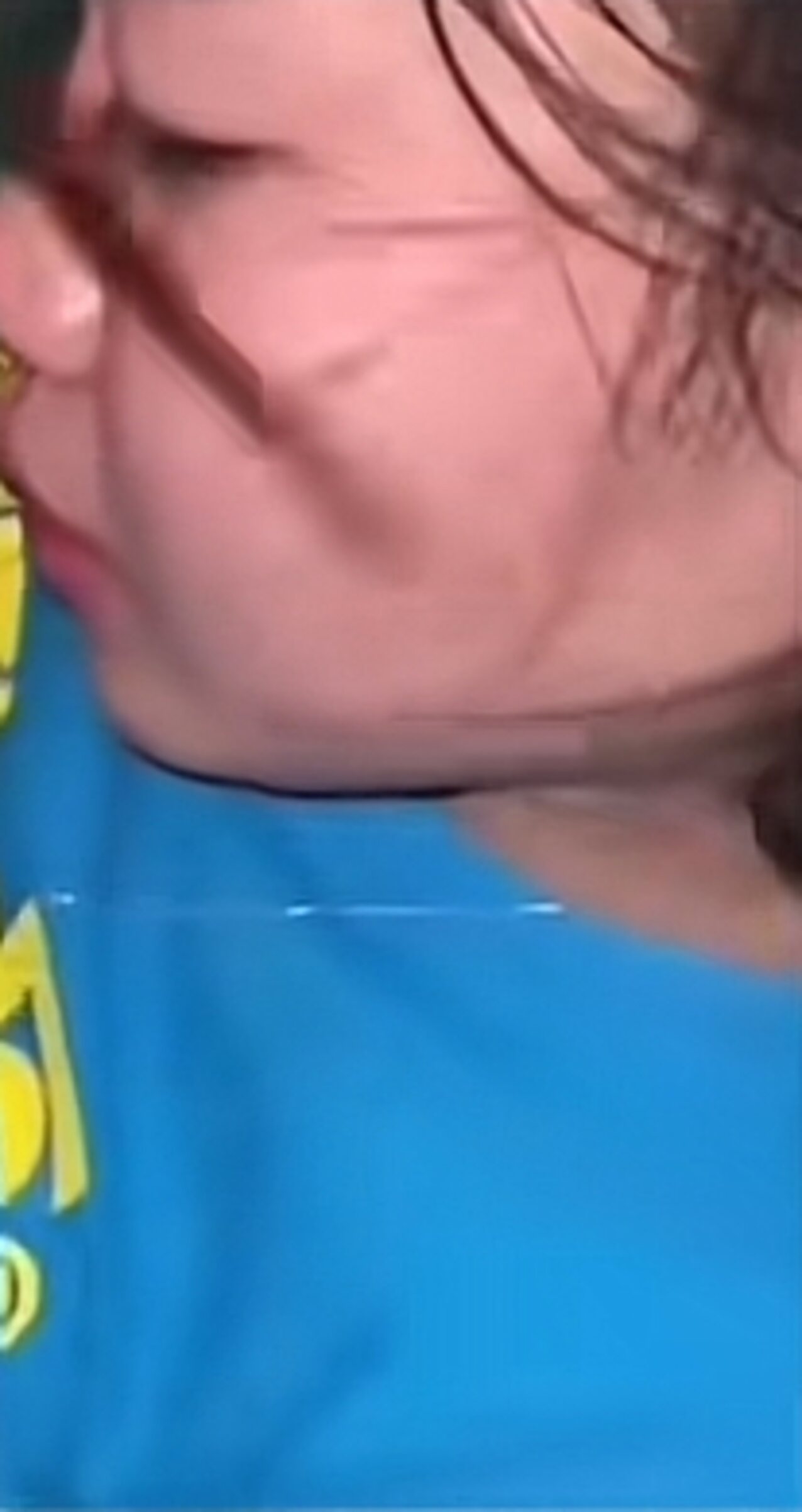 blue shirt teen thai