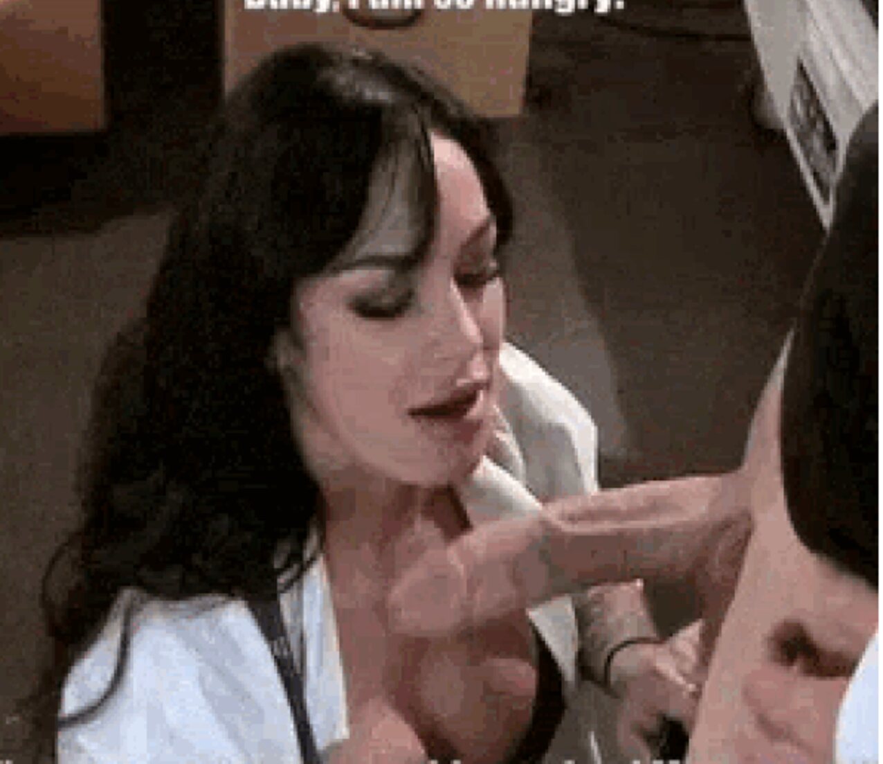bit tits big boobs brunette