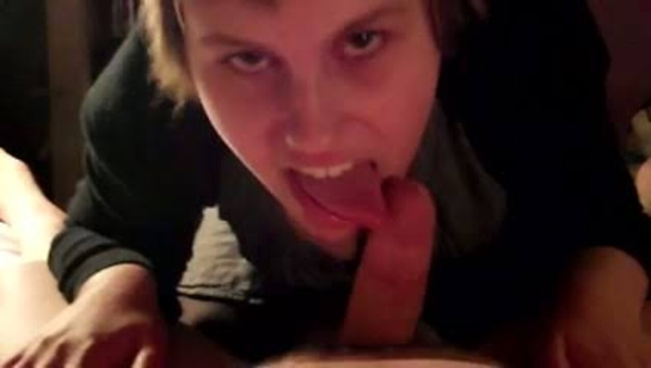 short hair nerdy blowjob