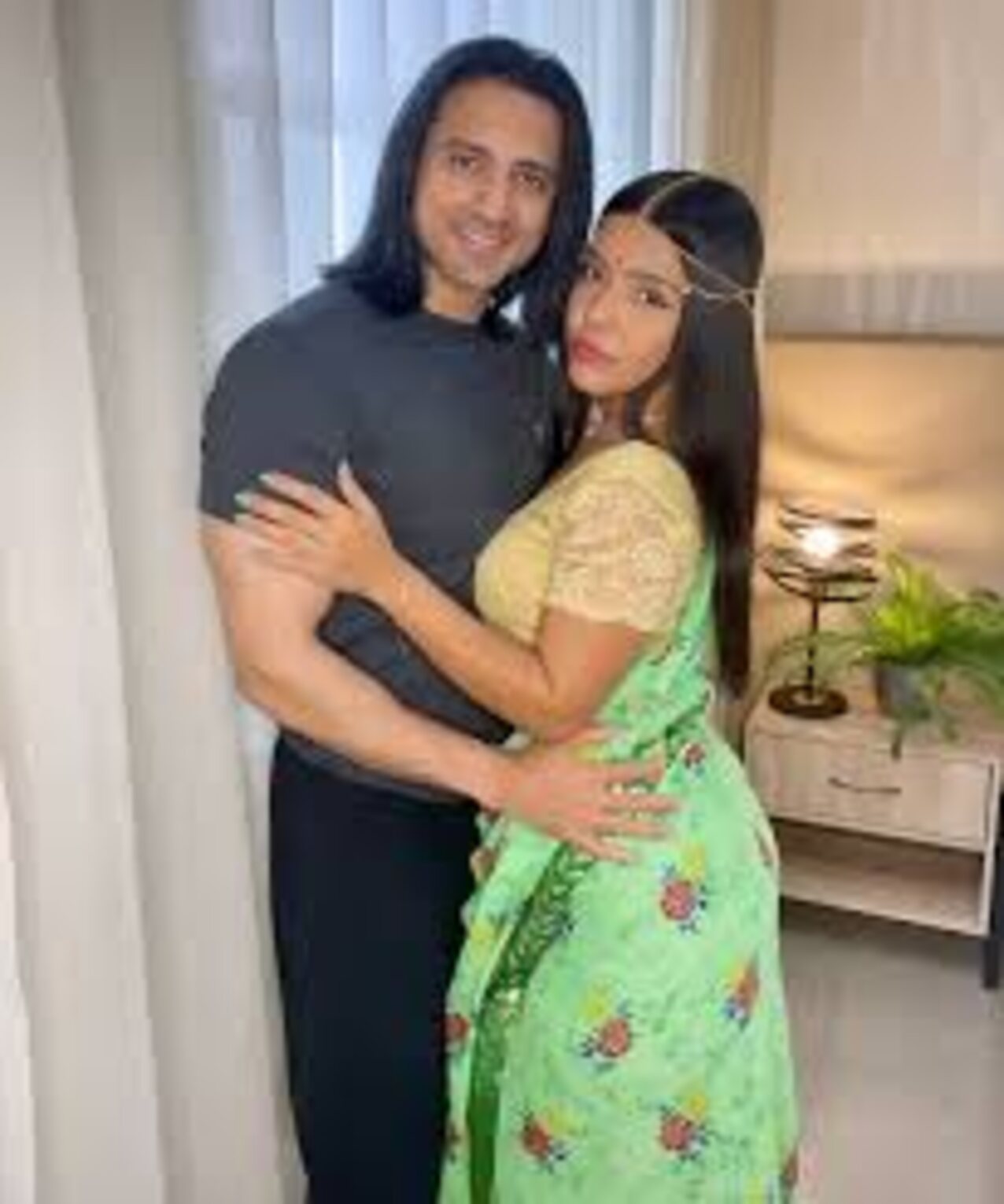 niksindian latina indian