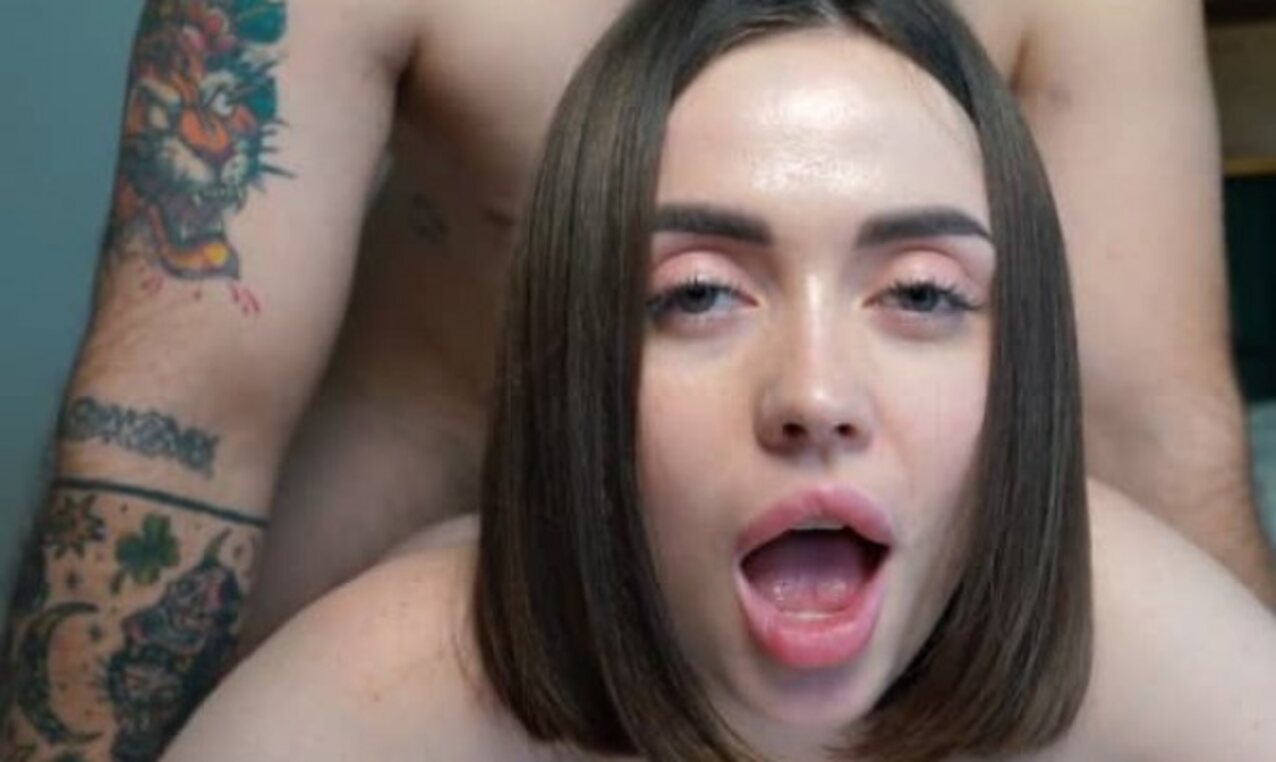 nikki dandelion short hair backshots