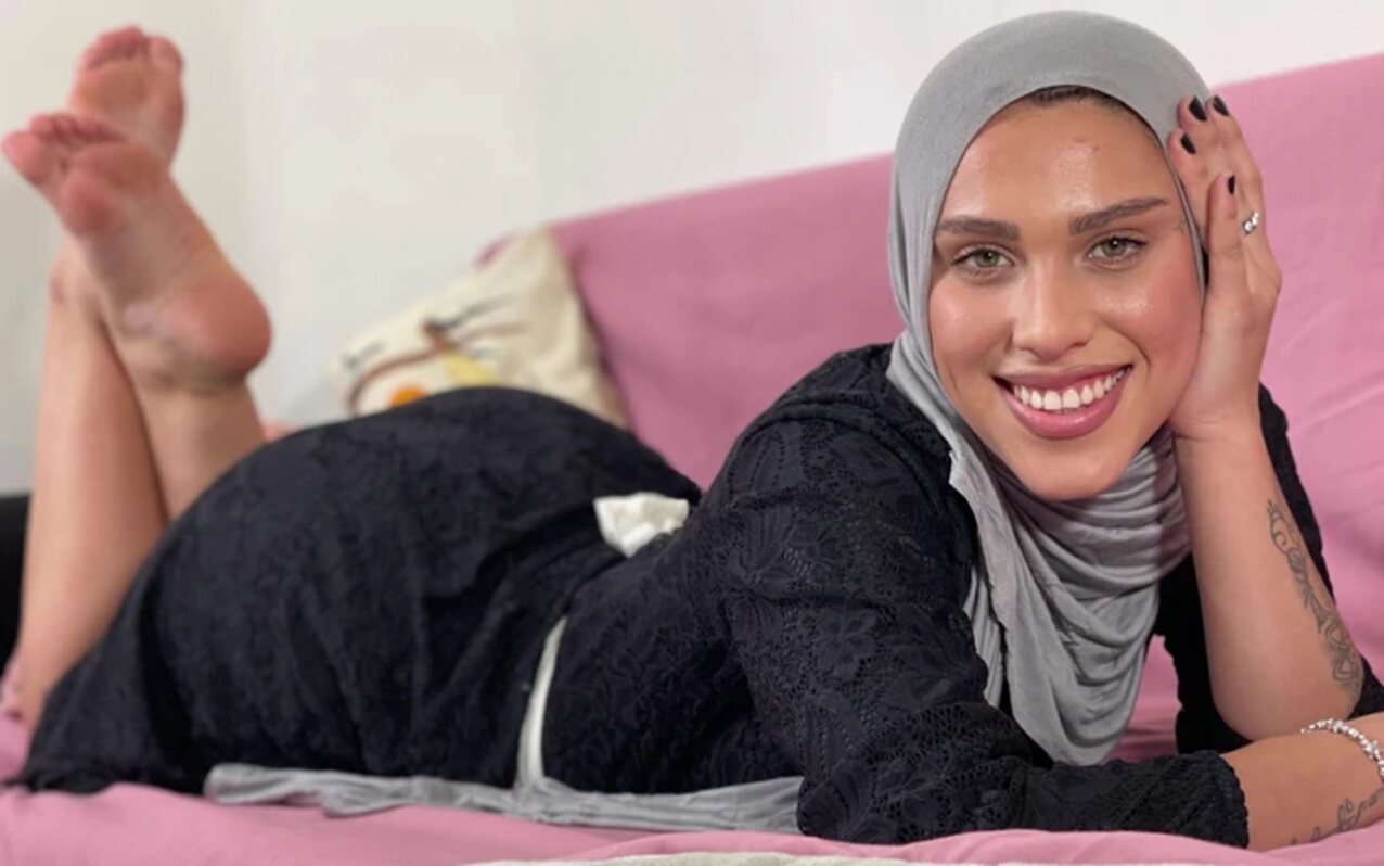 niksindian hijab latina