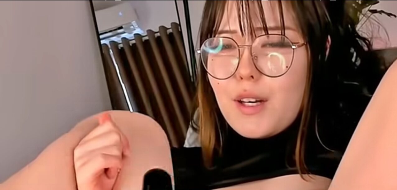 asian masturbate solo
