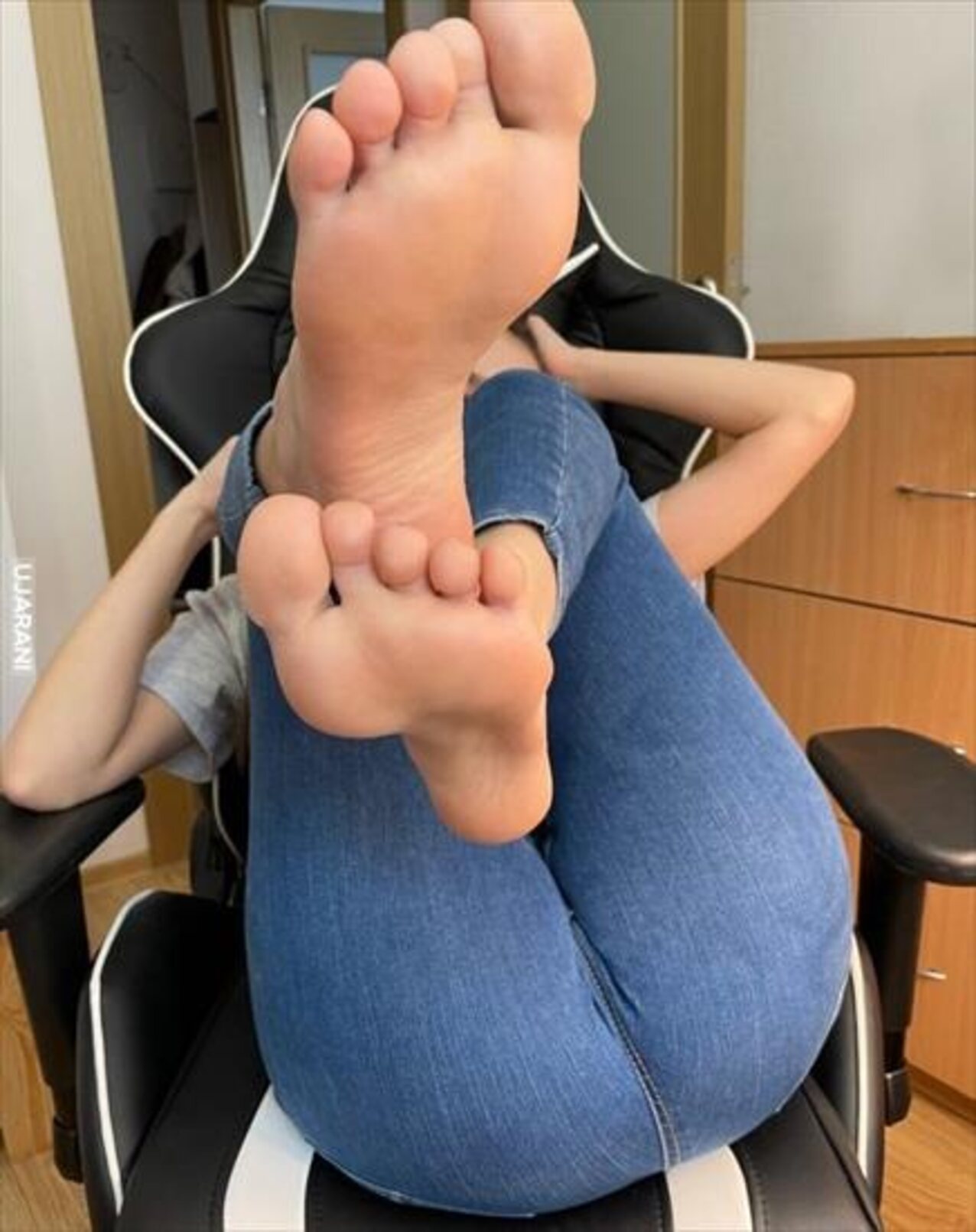 feet brunette jeans