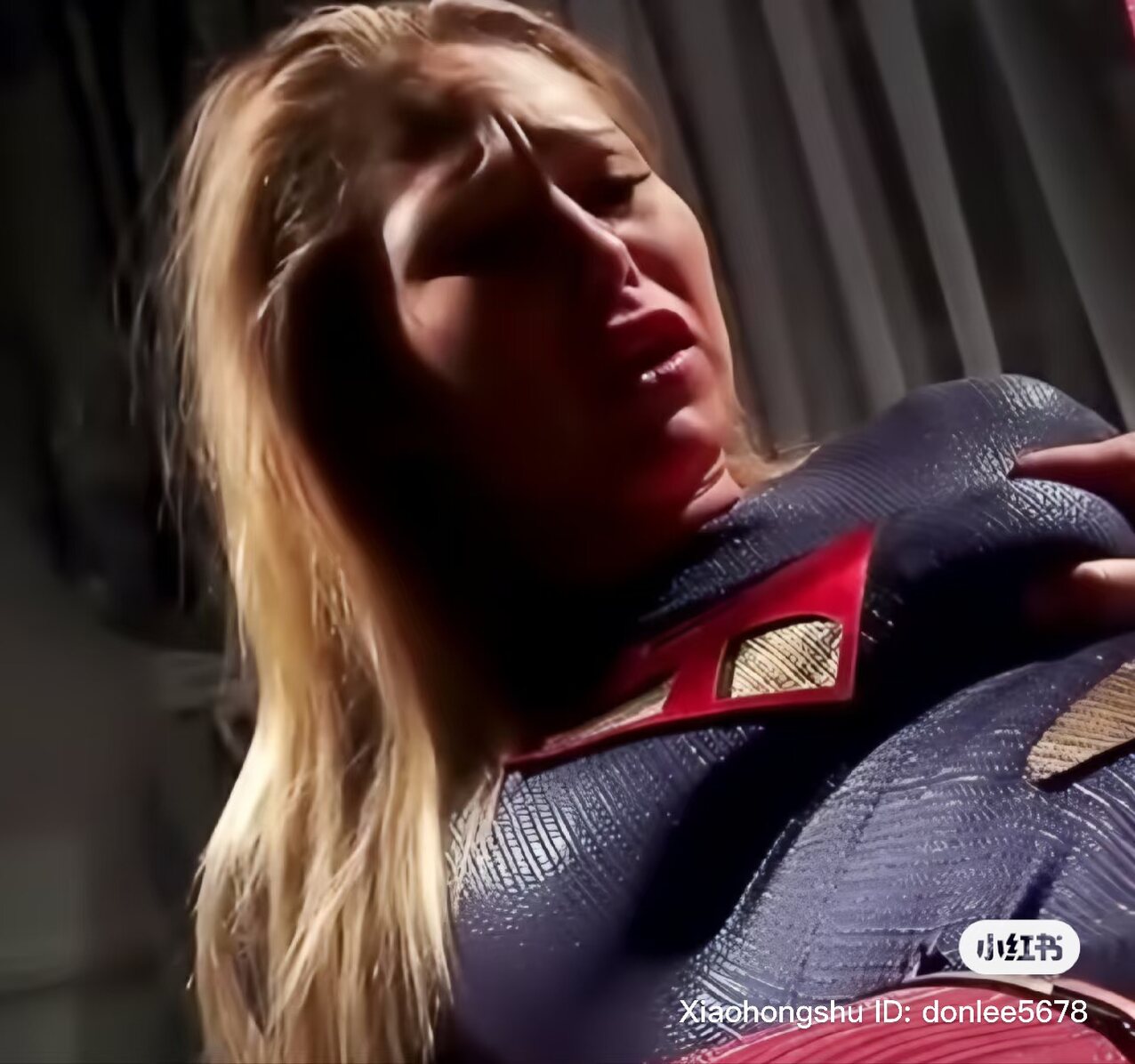 supergirl comic blonde