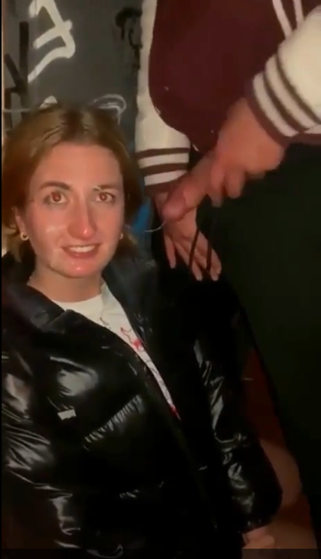 amateur public cumshot