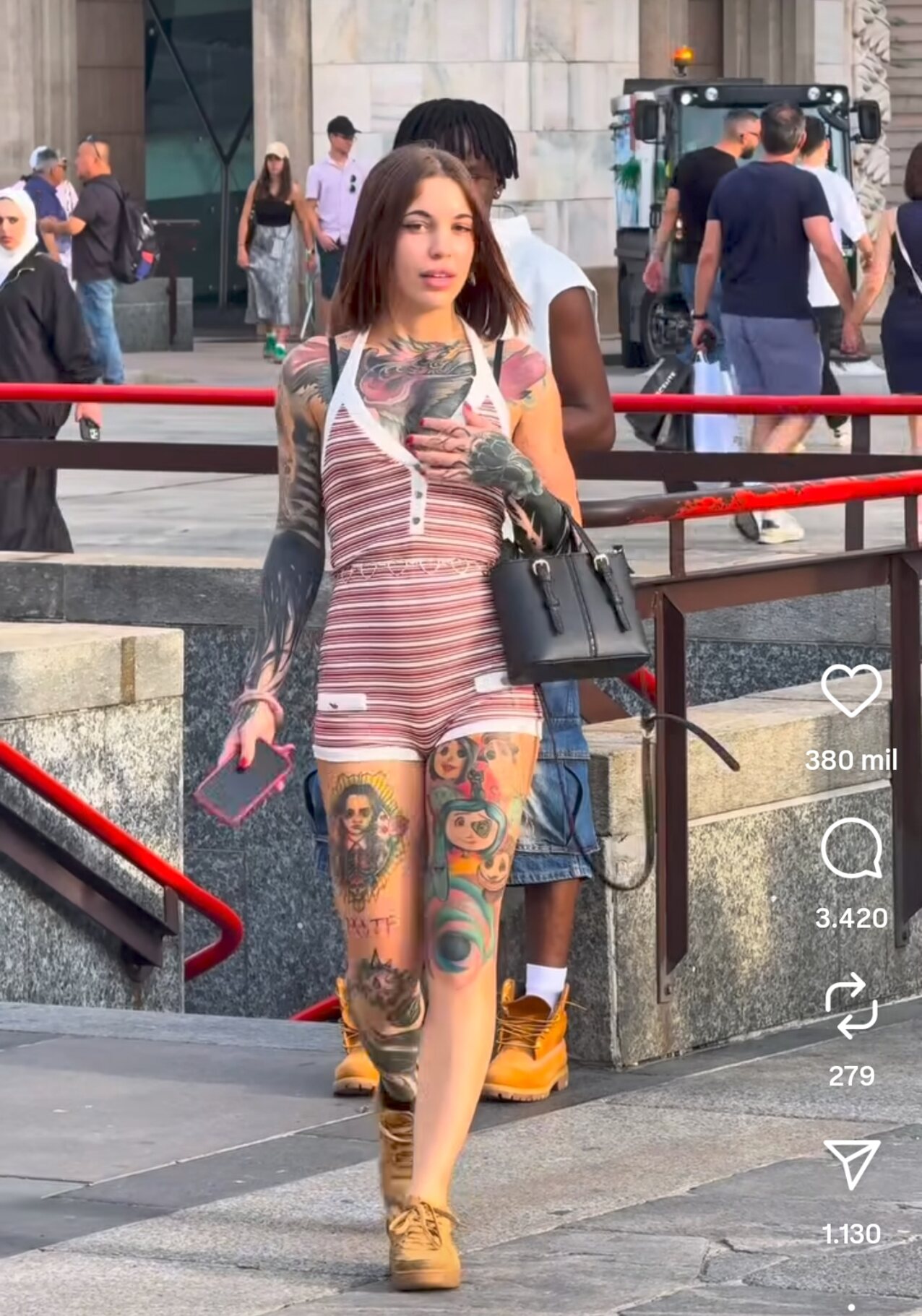 blackhair bigass bigtits