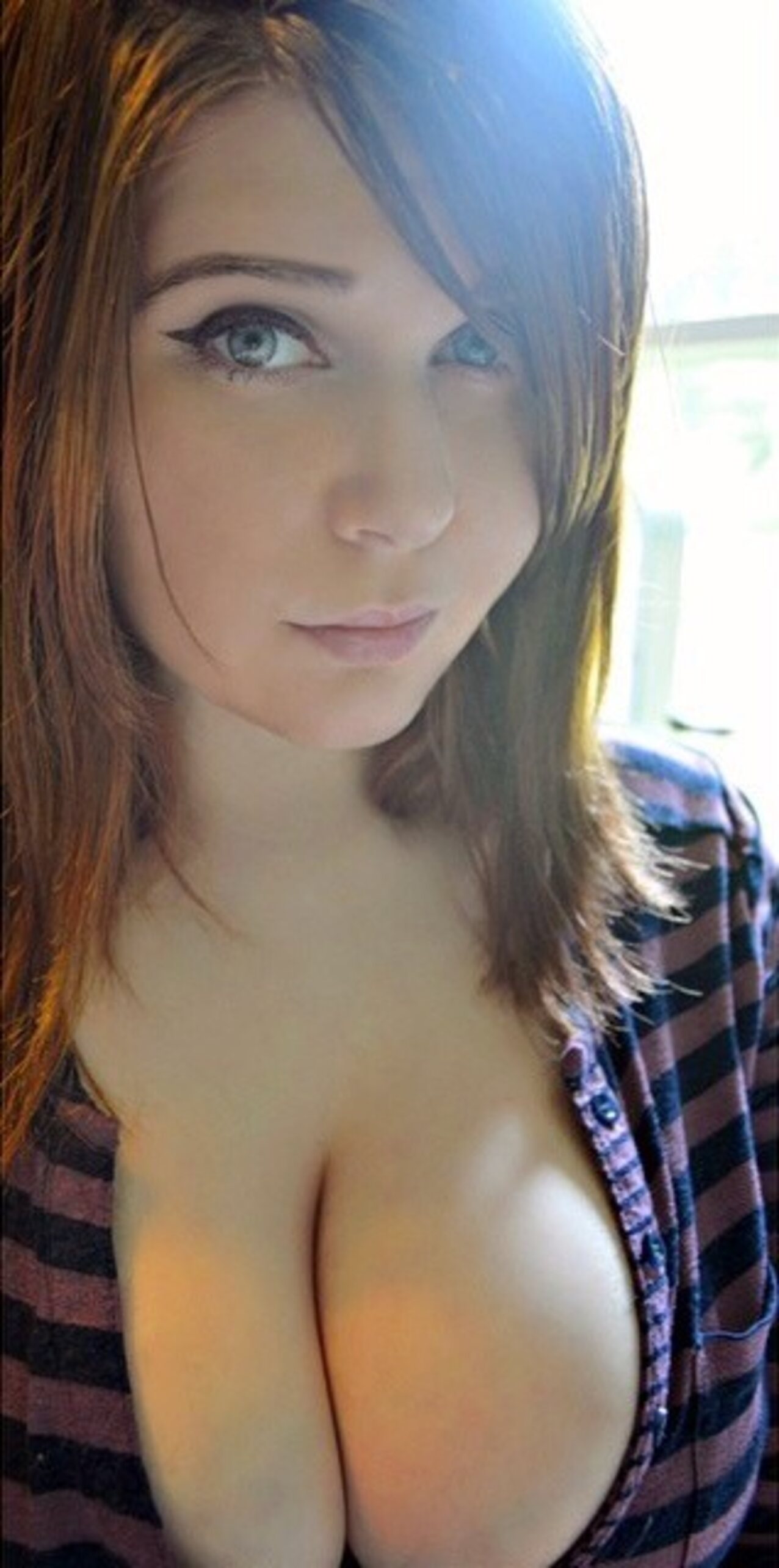 busty sexy selfies