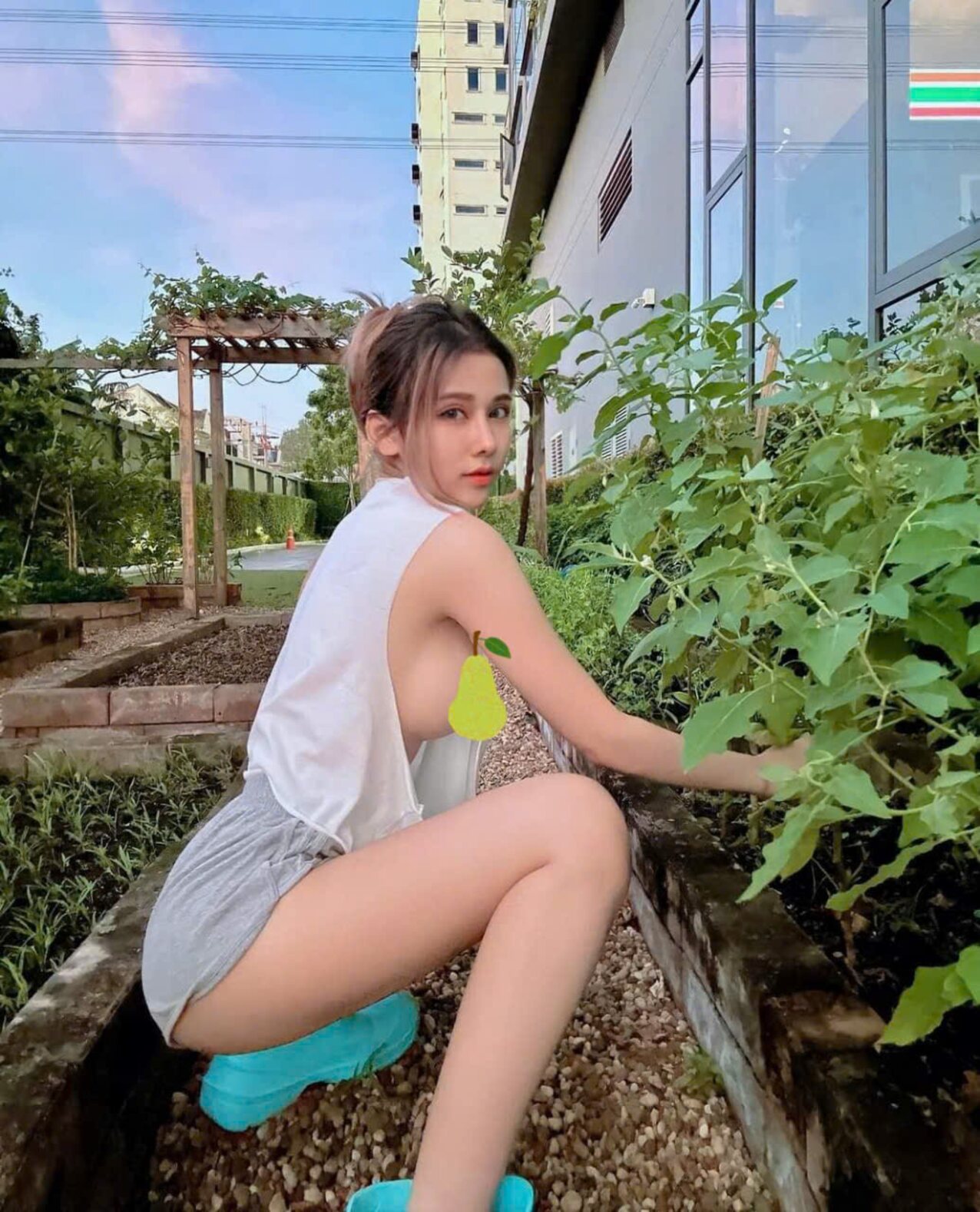 beautiful hot asan