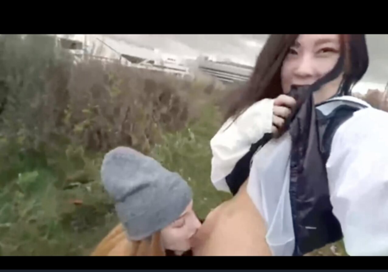 amateur asian lesbian