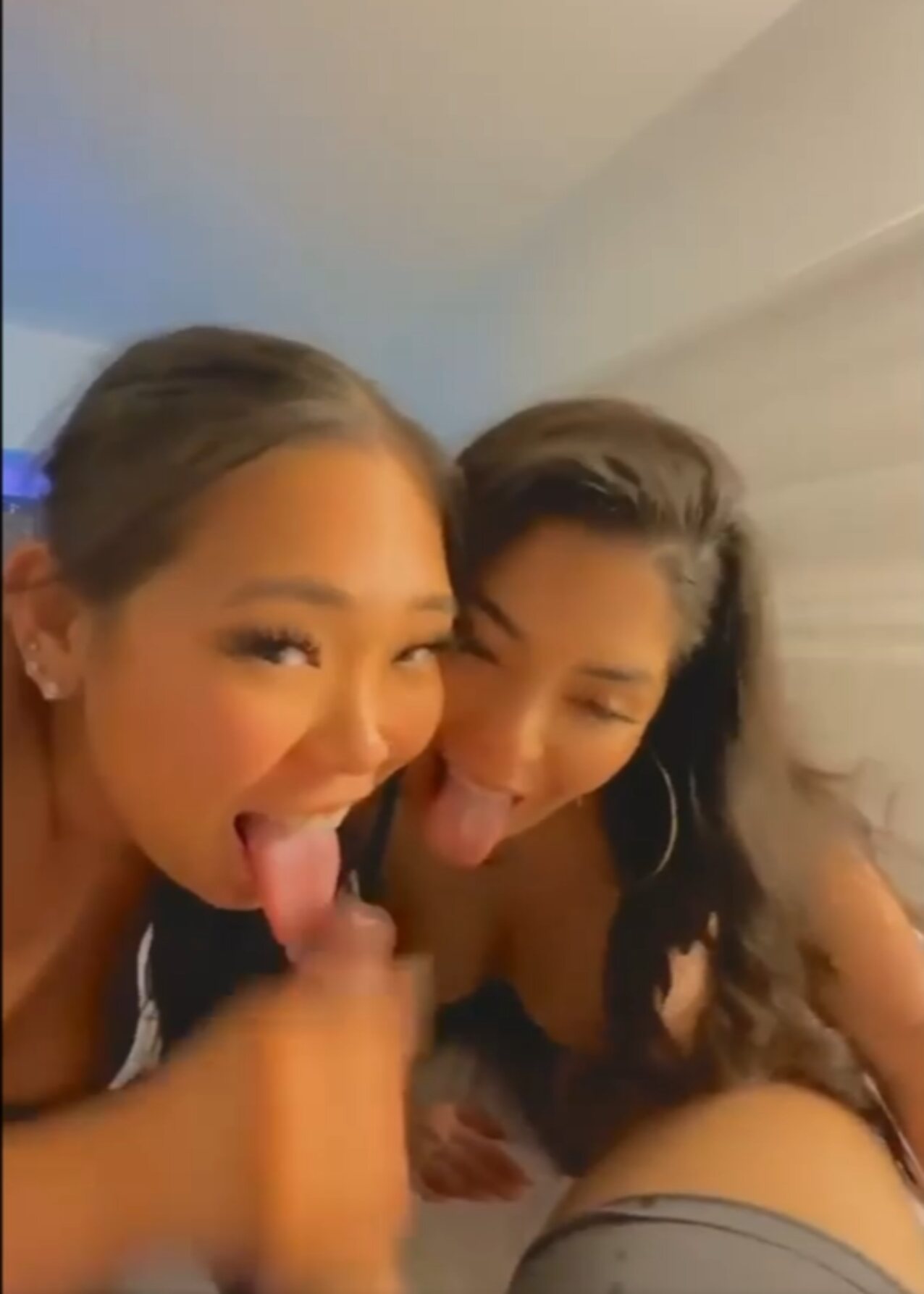 asian cum threesome