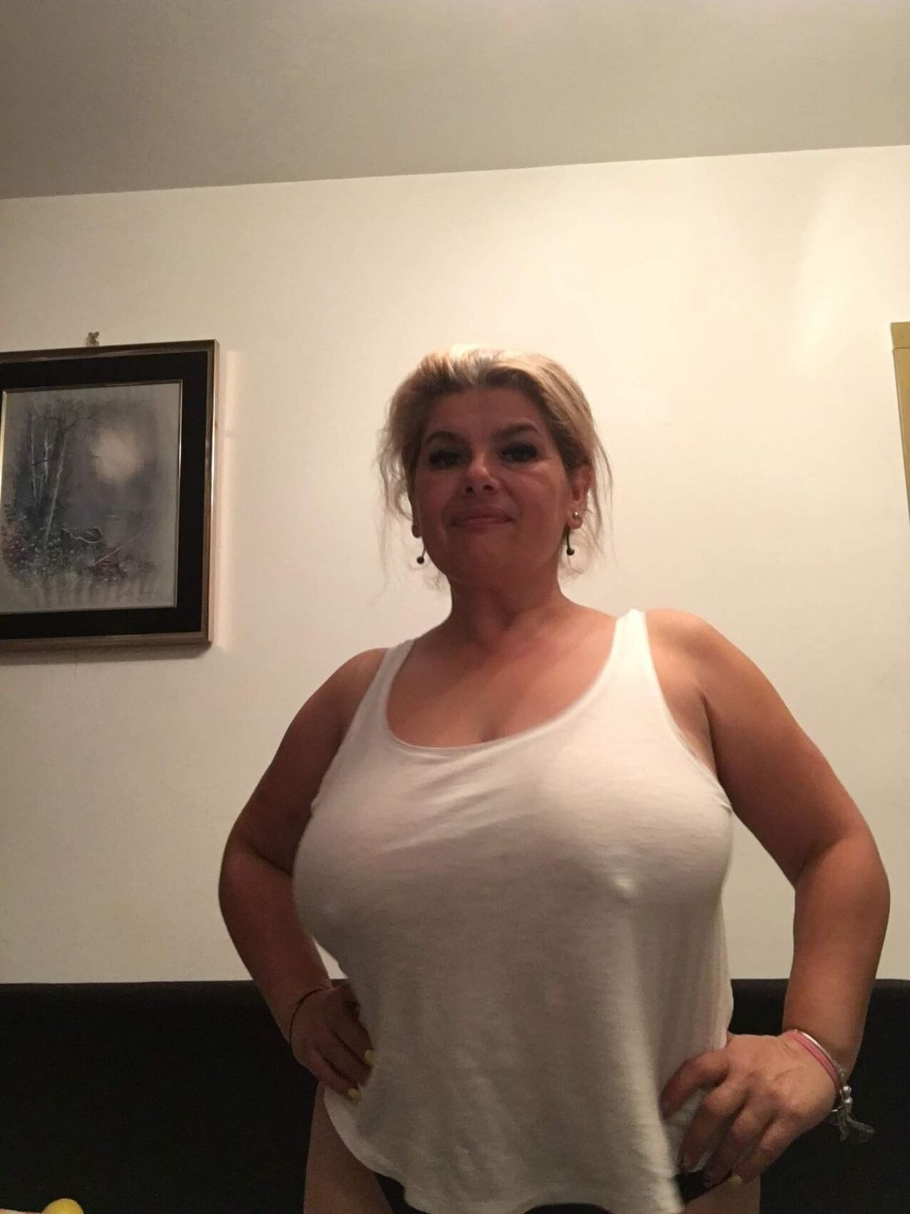 mature milf blonde