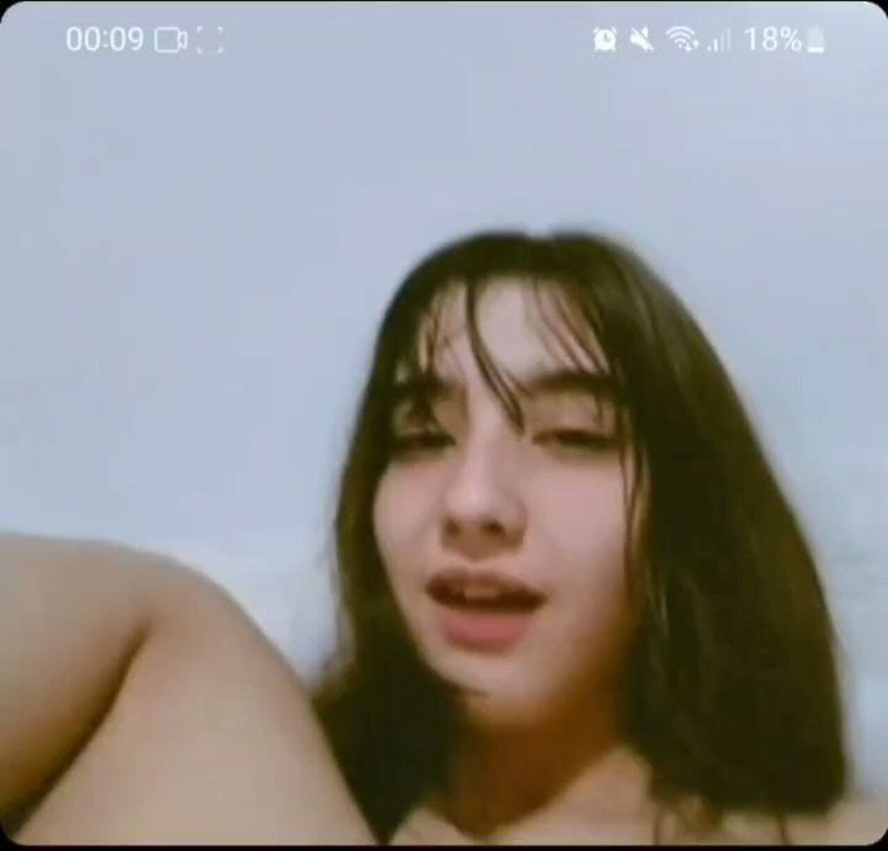amateur masturbating solo