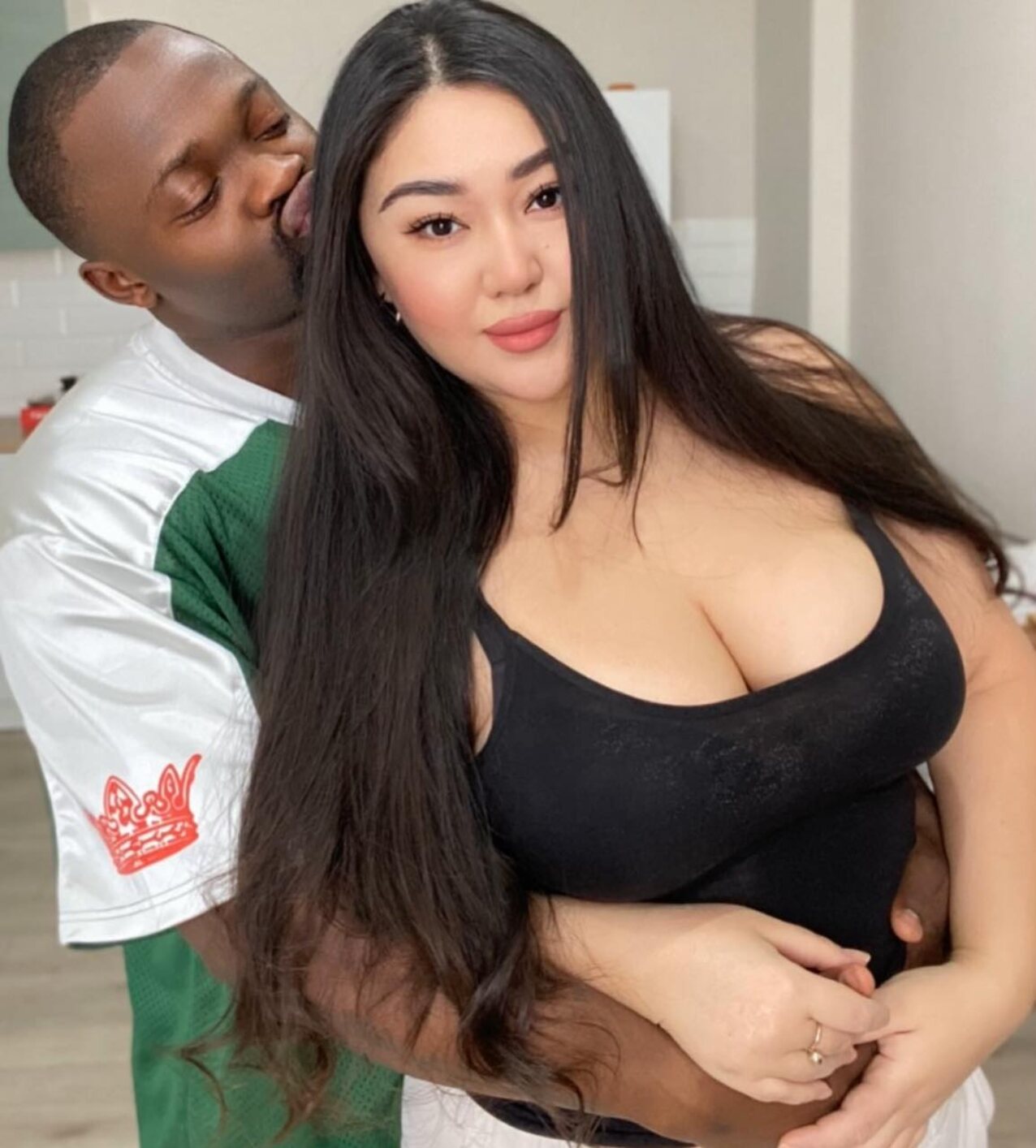 beautiful hot big tits
