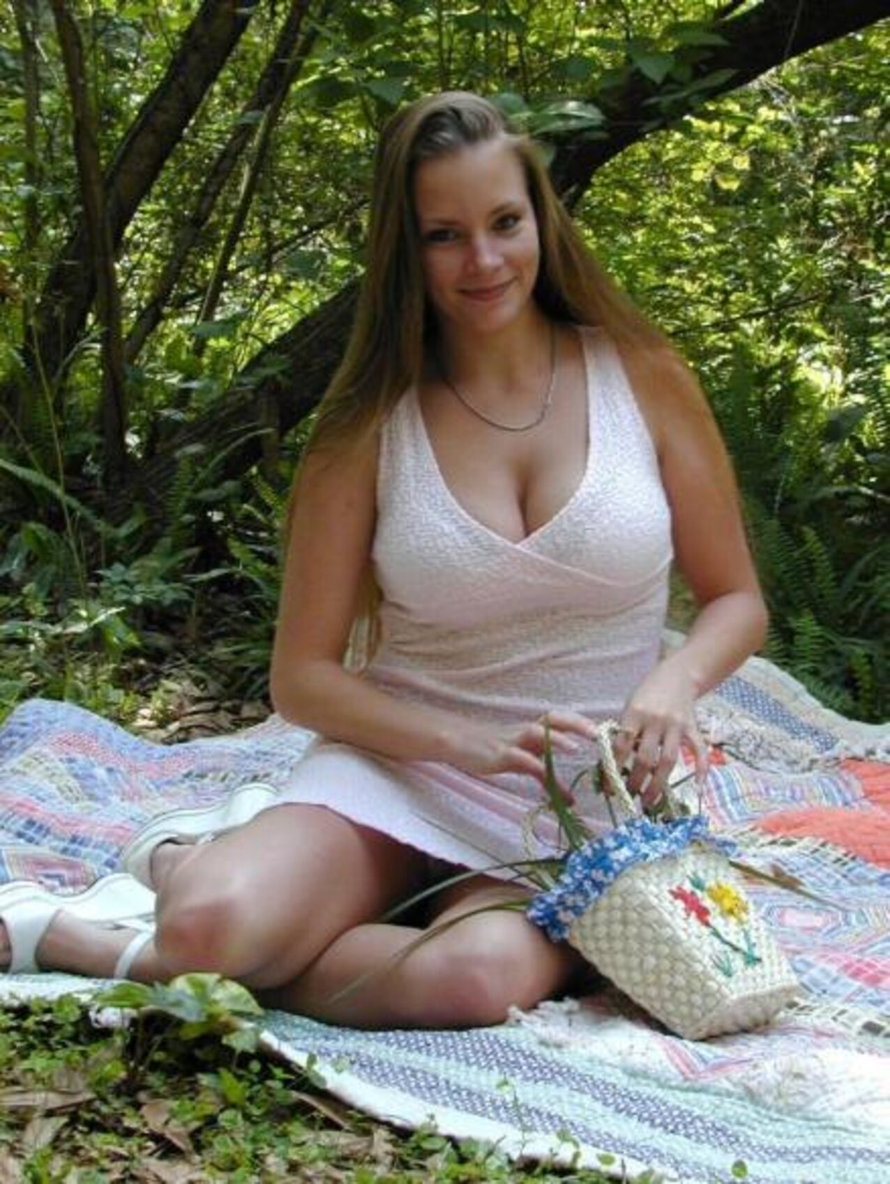 busty pretty garden