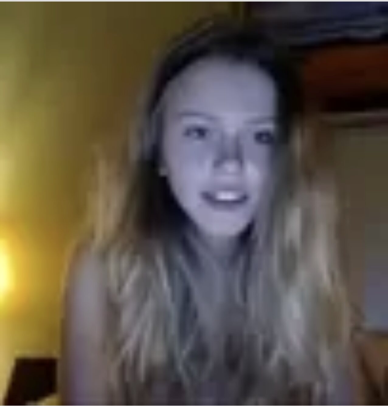 camgirl amateur blonde
