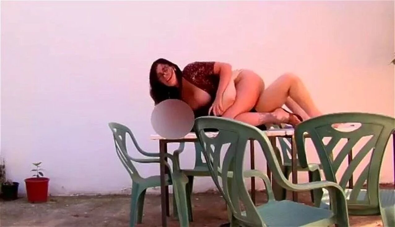 brunette big tits sexy