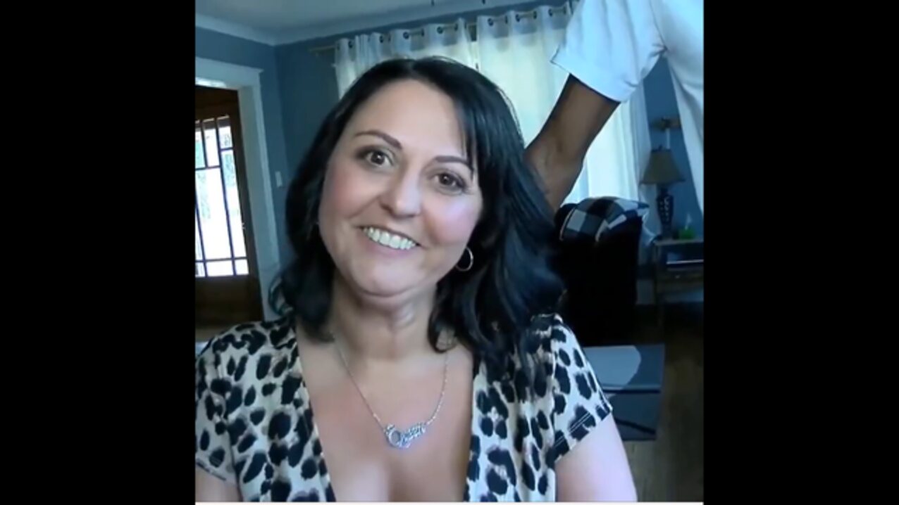 big tits milf brunette