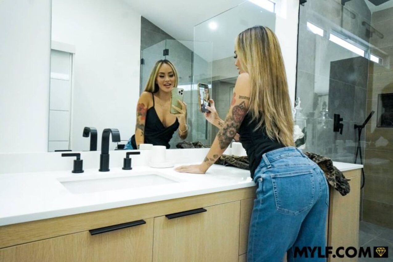 bigass bigboobs milf