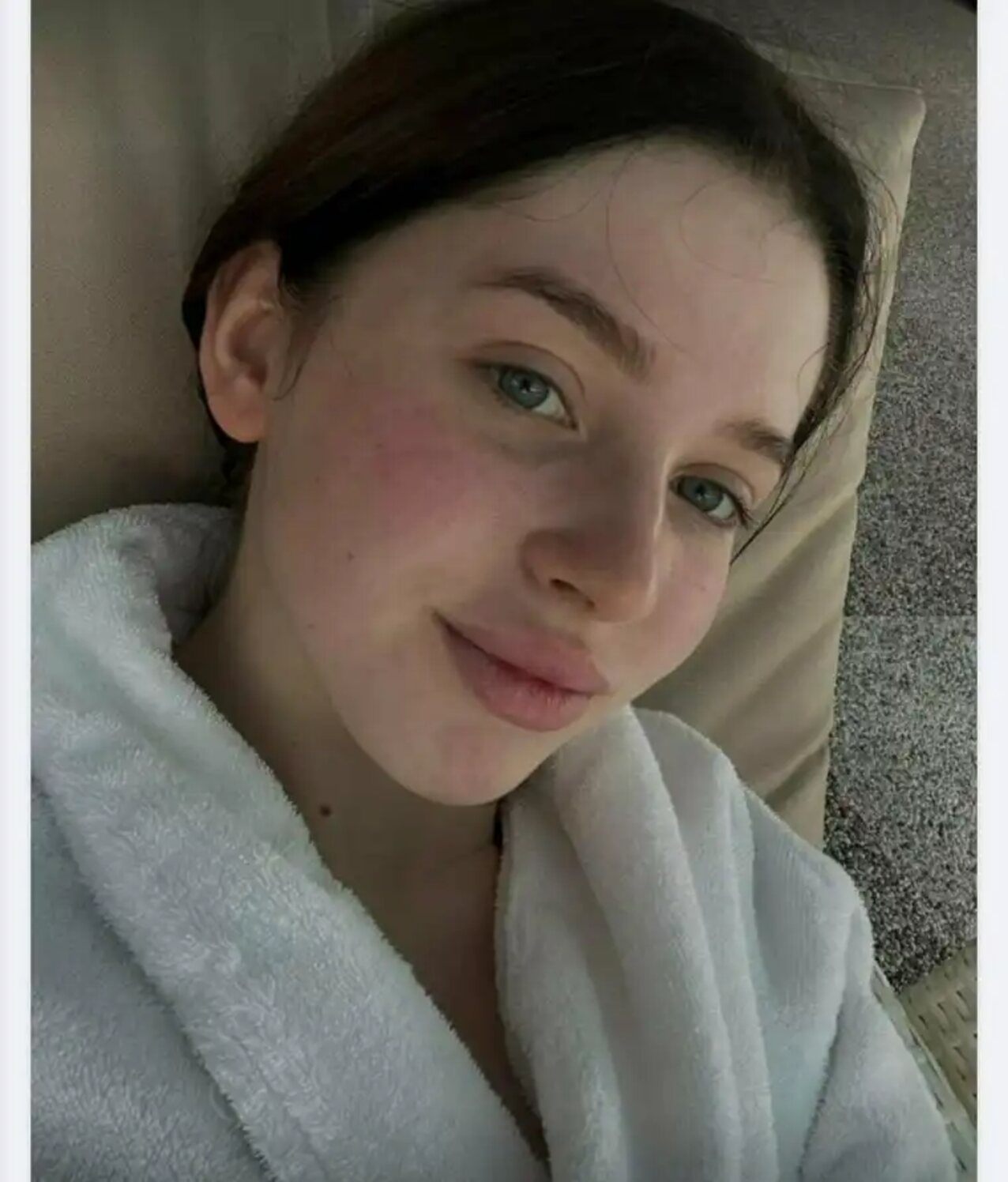 onlyfans blue eyes amateur
