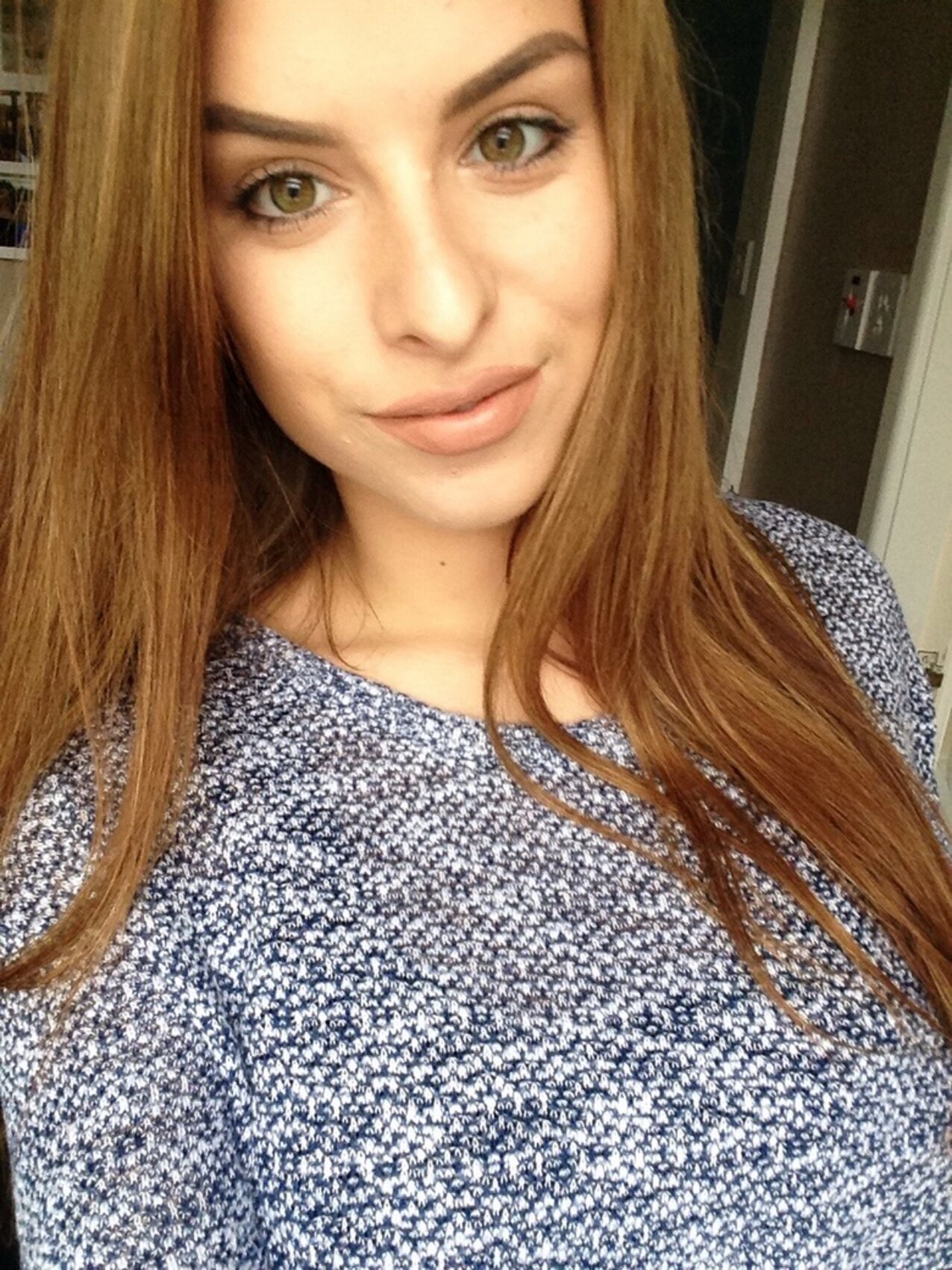 rea selfie big tits