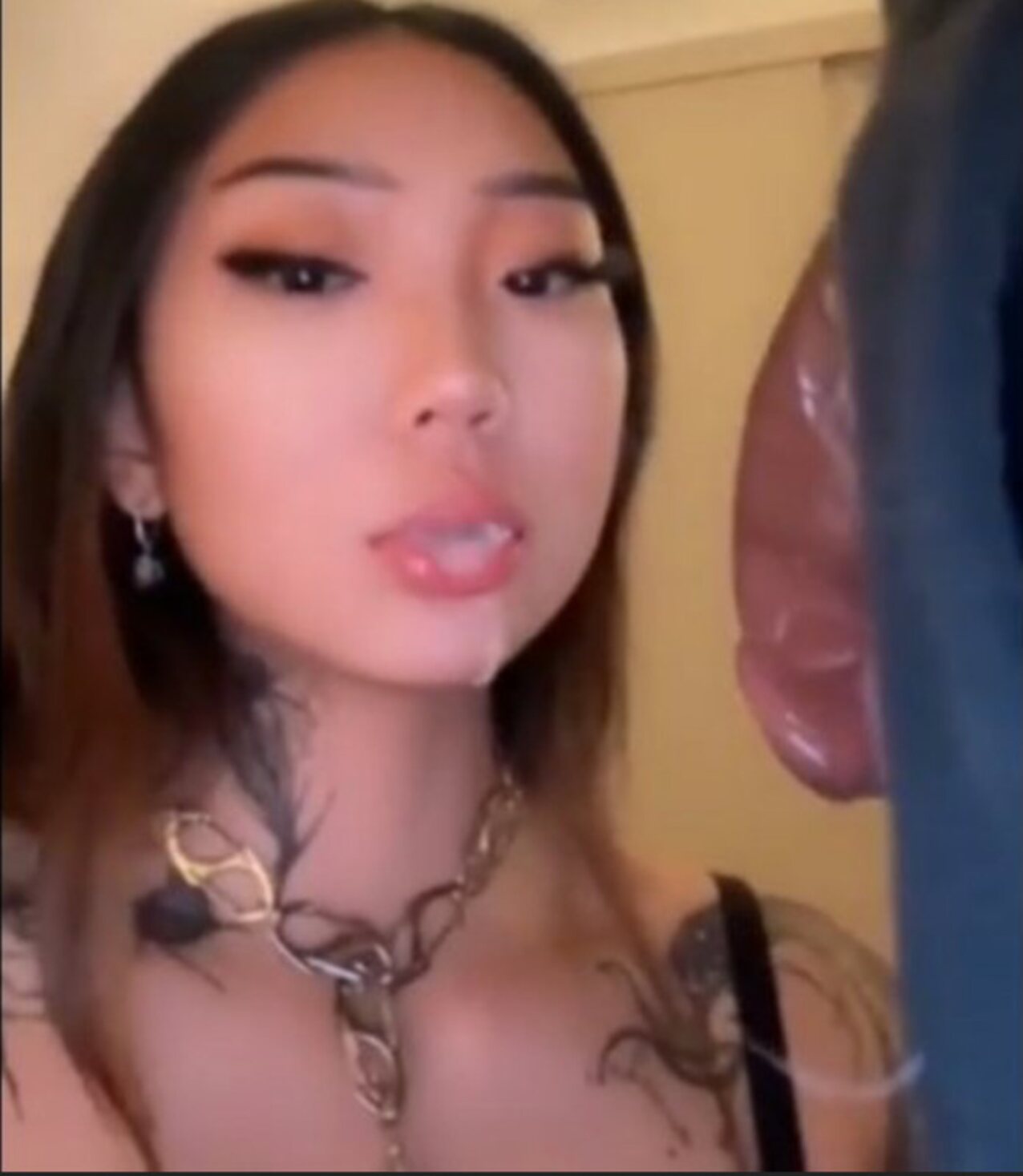 asian deepthroat bbc