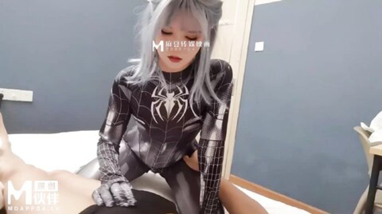 cosplay chinese spidergirl