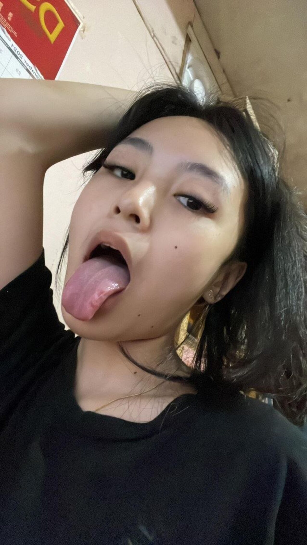 asian pinay tongue