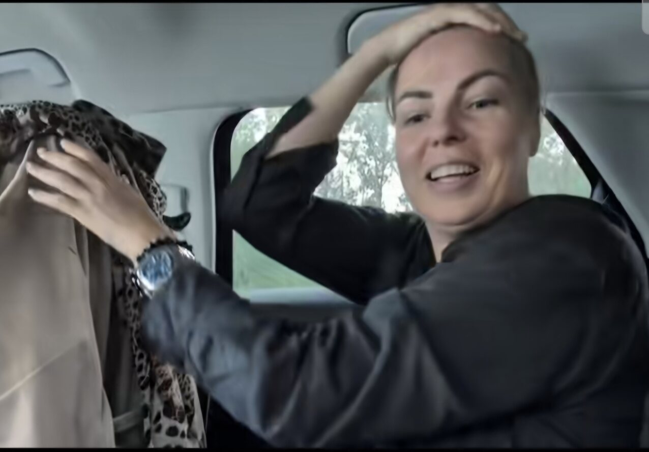 public in car milf