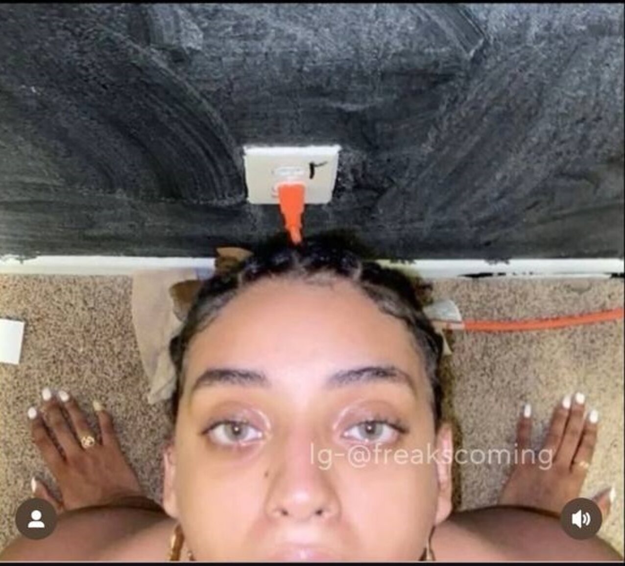 mulatto girl dark hair blowjob